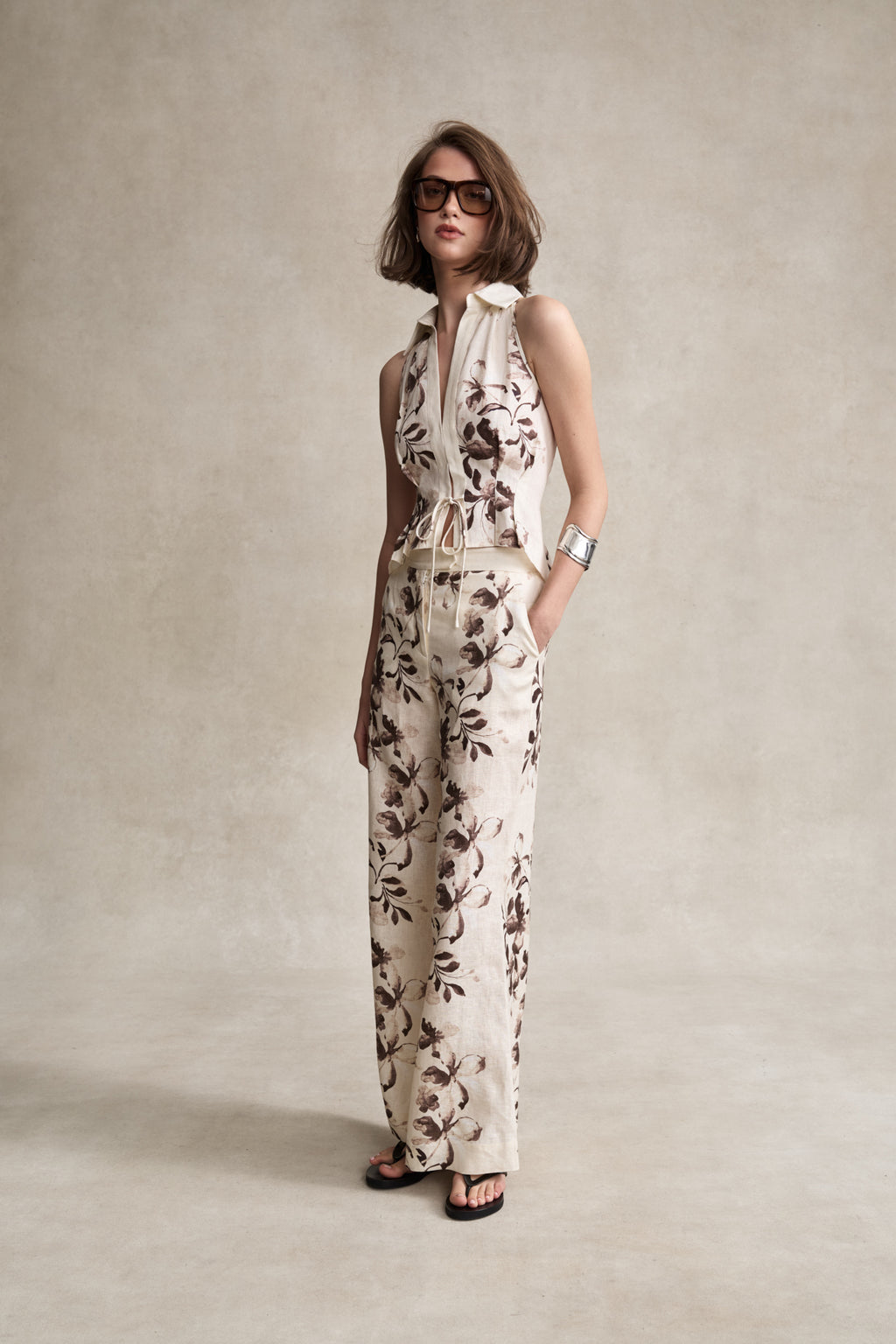 He031 Painted Floral Linen Pants