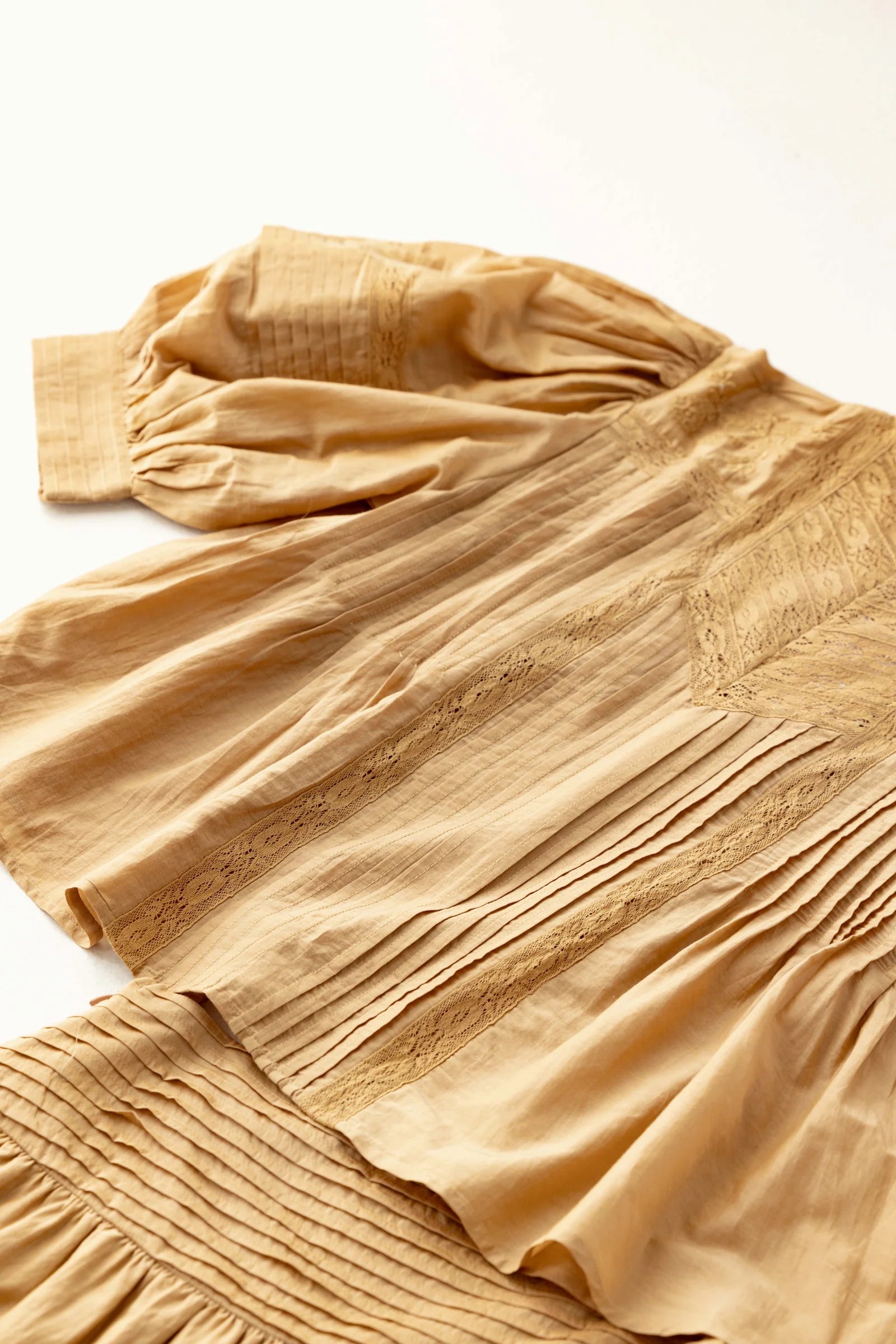 Su300 Brushed Gold Top