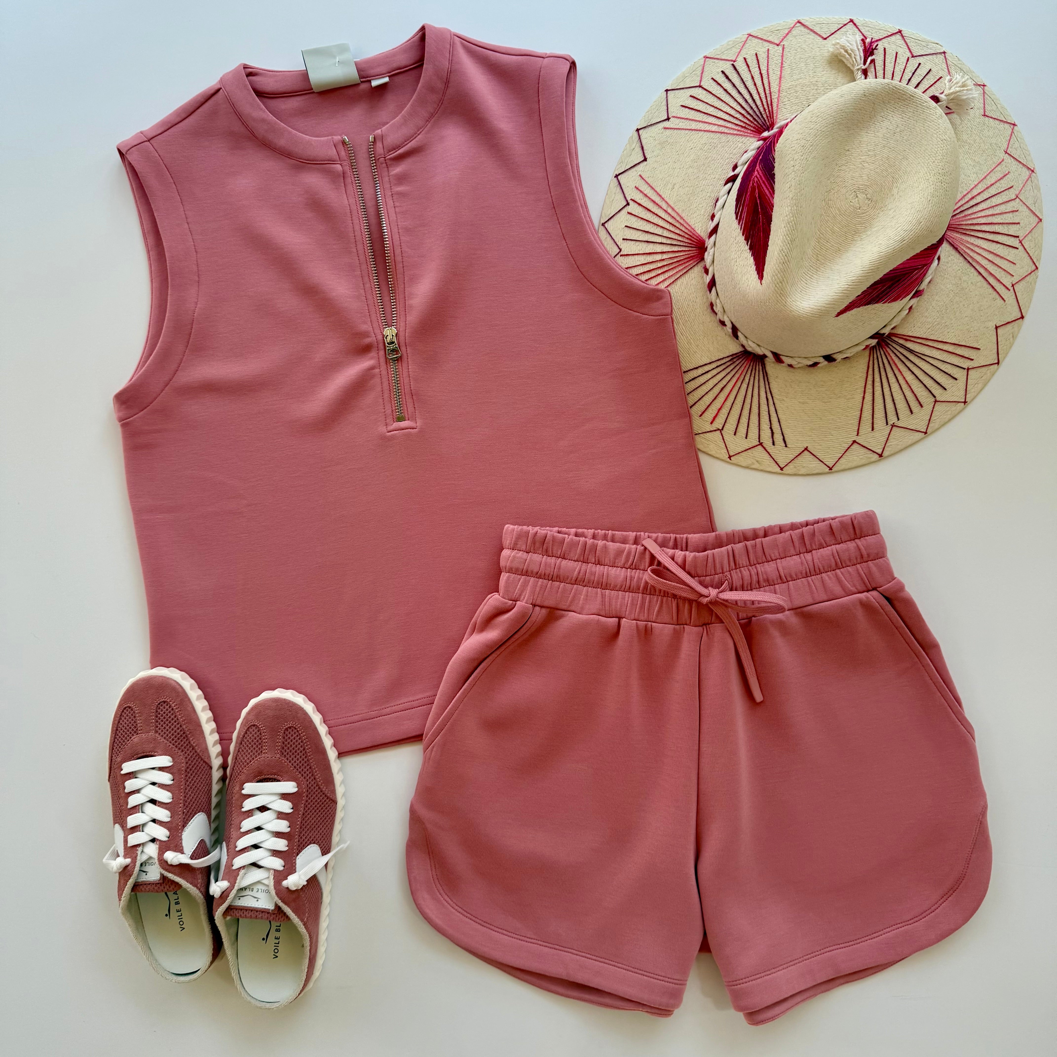 Var01758 SET - Rose Shorts Set