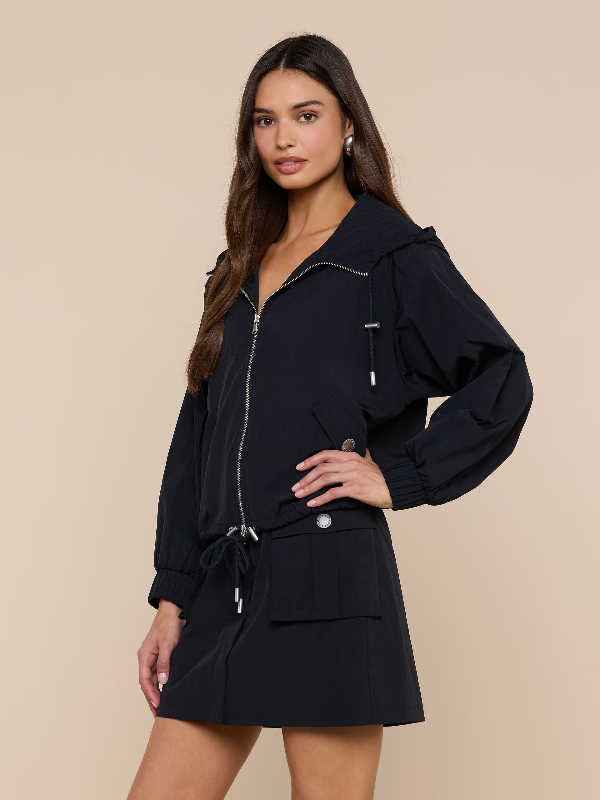 La10032 Black Hooded Windbreaker
