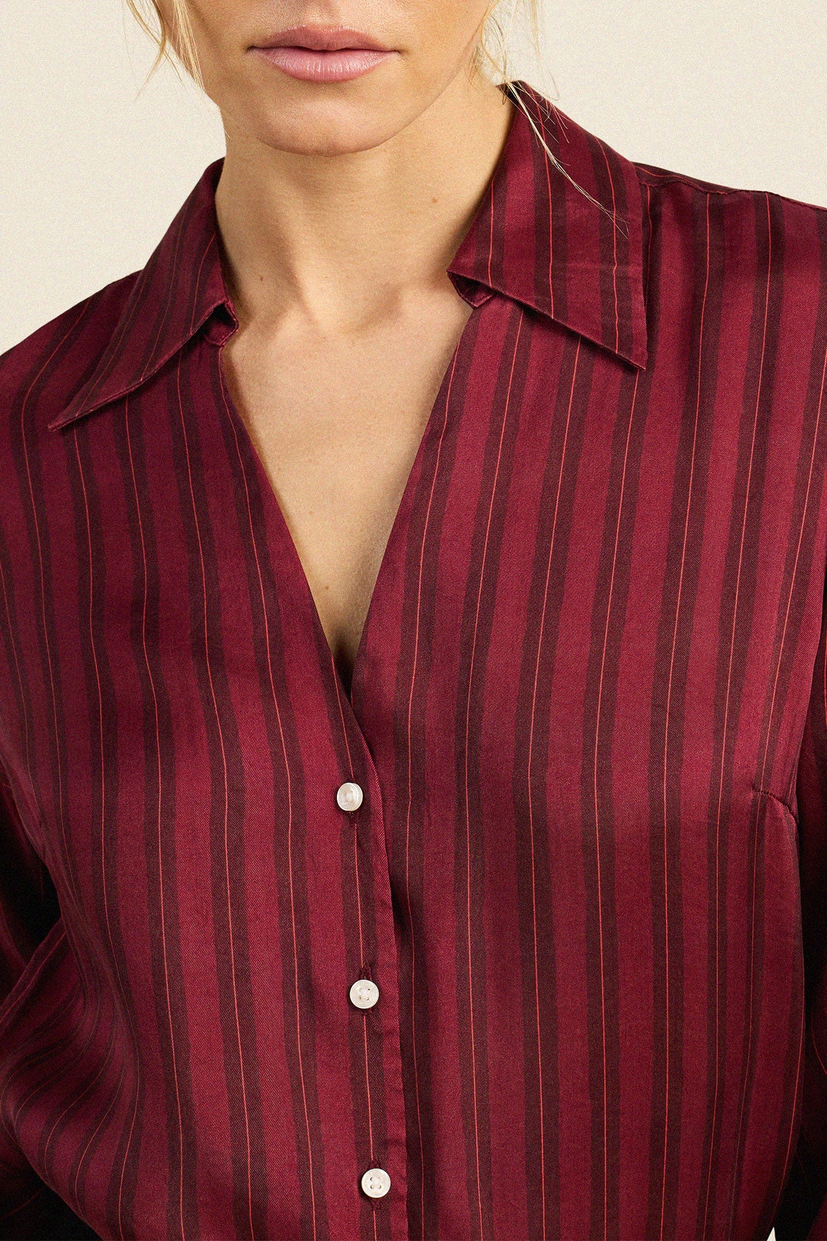 Trw1591 Garnet Striped Button Down