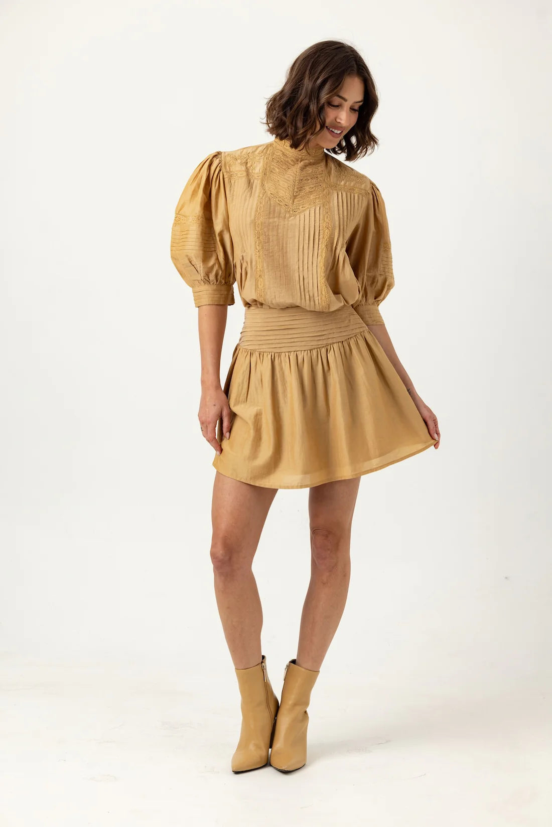 Su293 Brushed Gold Skirt