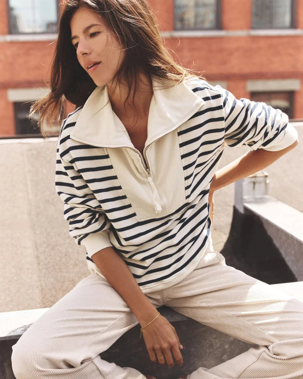 Xix6bst047 Stripe Sweatshirt