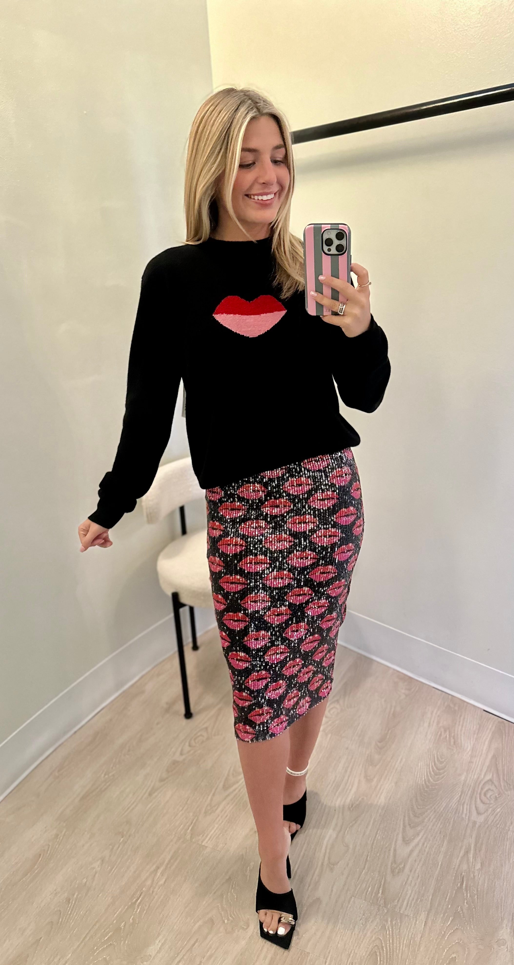 Le7129 Le Superbe Hot Lips Knit Sweater