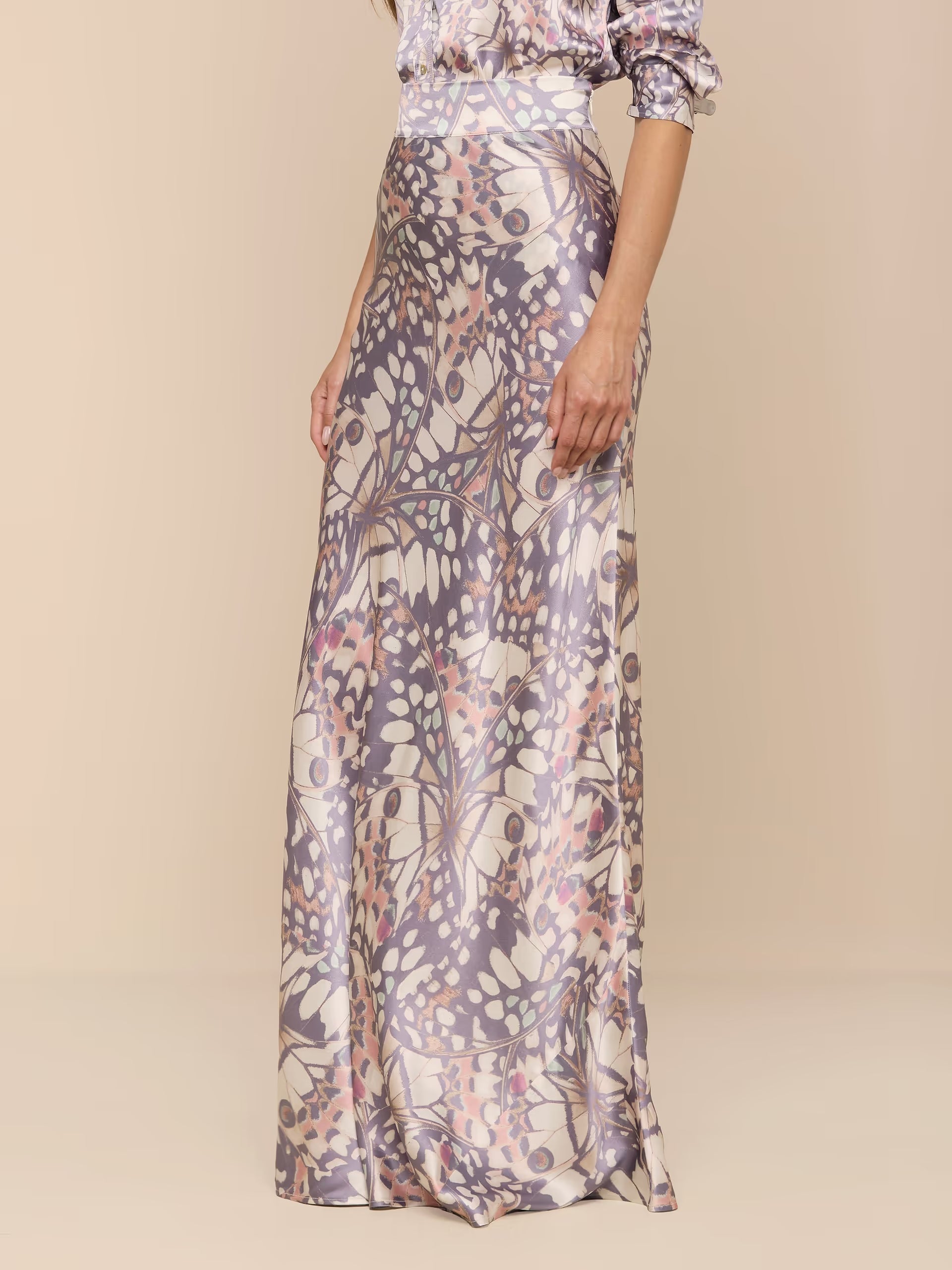 La3406 Butterfly Slip Skirt