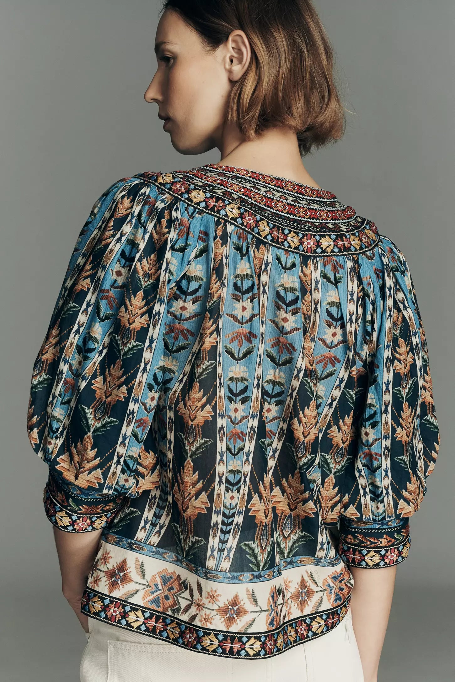 Fa348822 Embroidered Tapestry Top