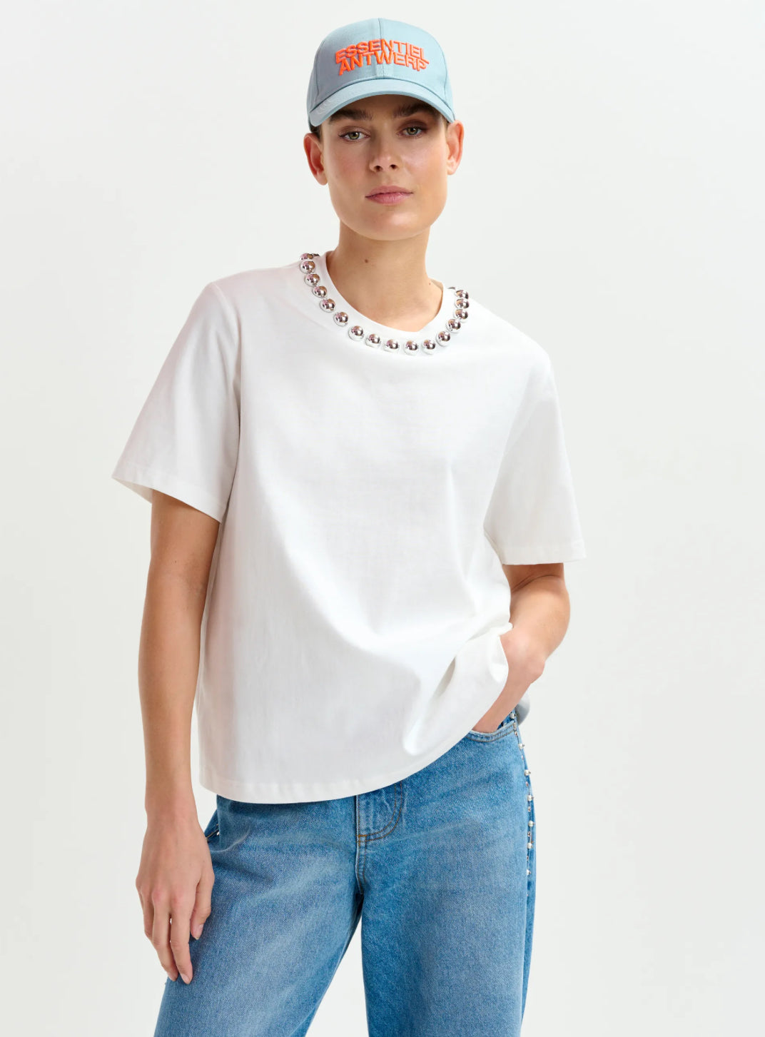 Esintenso Embellished Tshirt - White