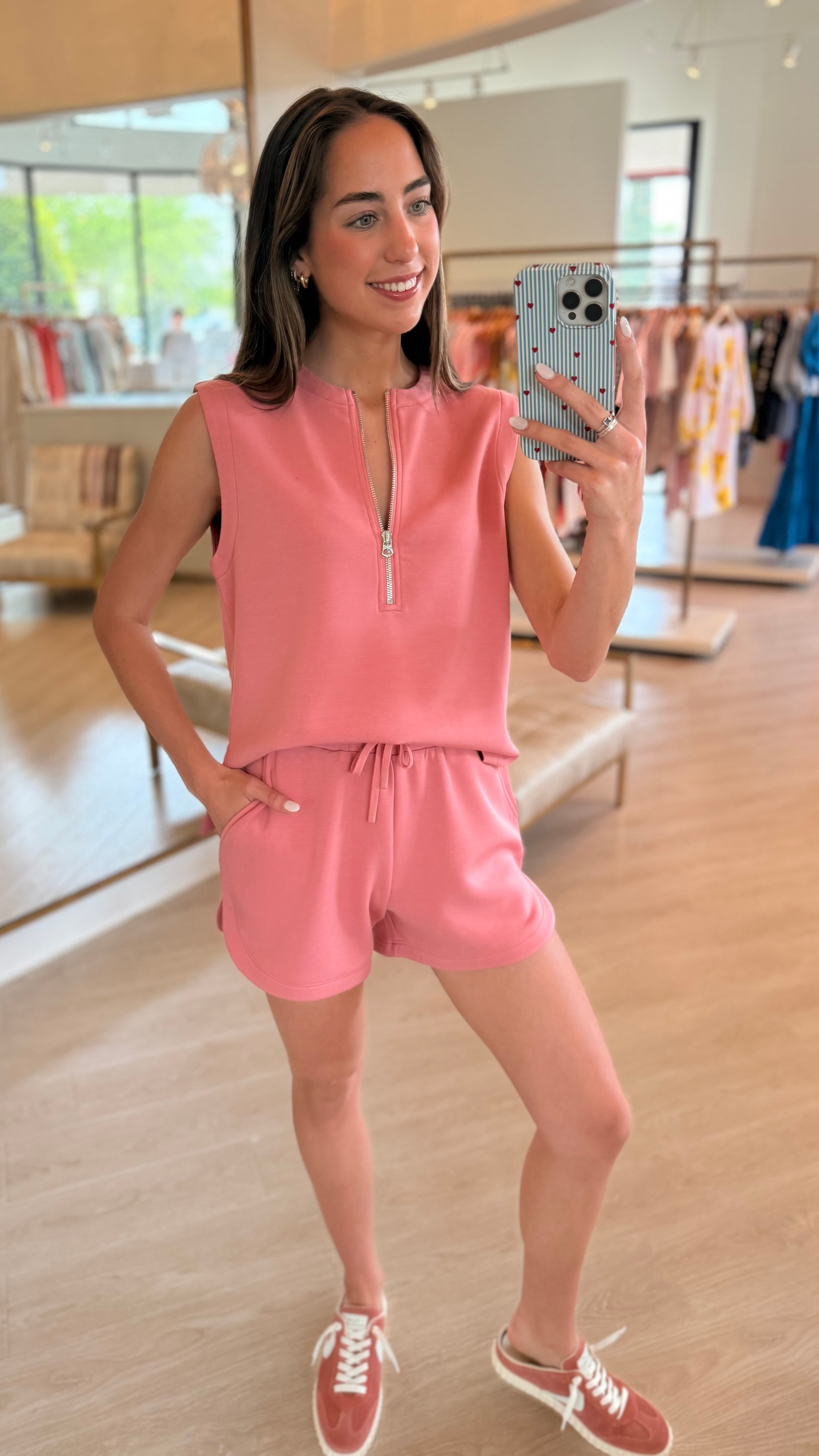 Var01758 SET - Rose Shorts Set