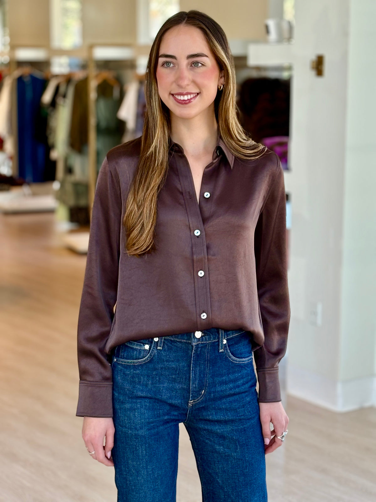 Ci1904 Espresso Button Down