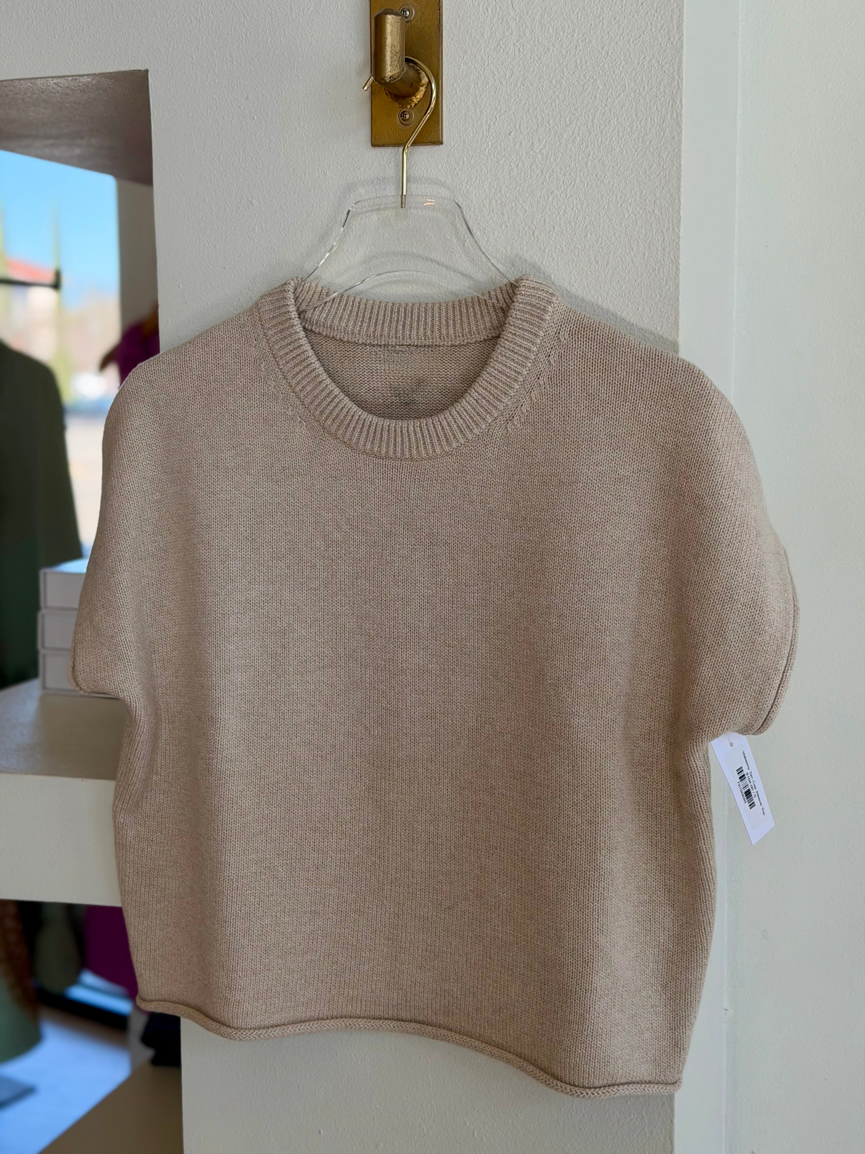 Vekeeny Tan Cap Sleeve Top