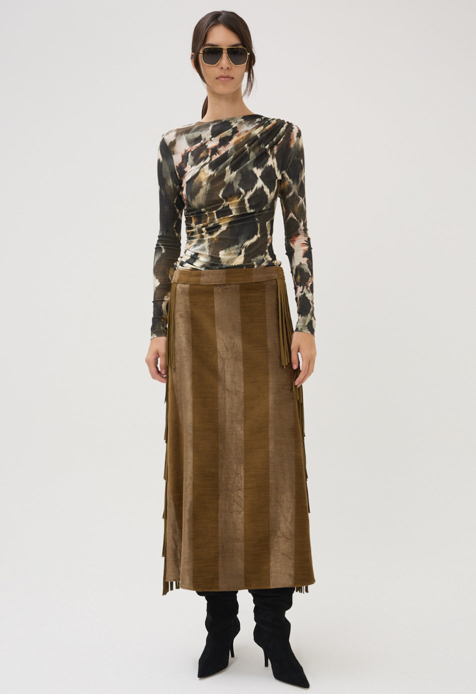Ma3035 Brown Fitted Top