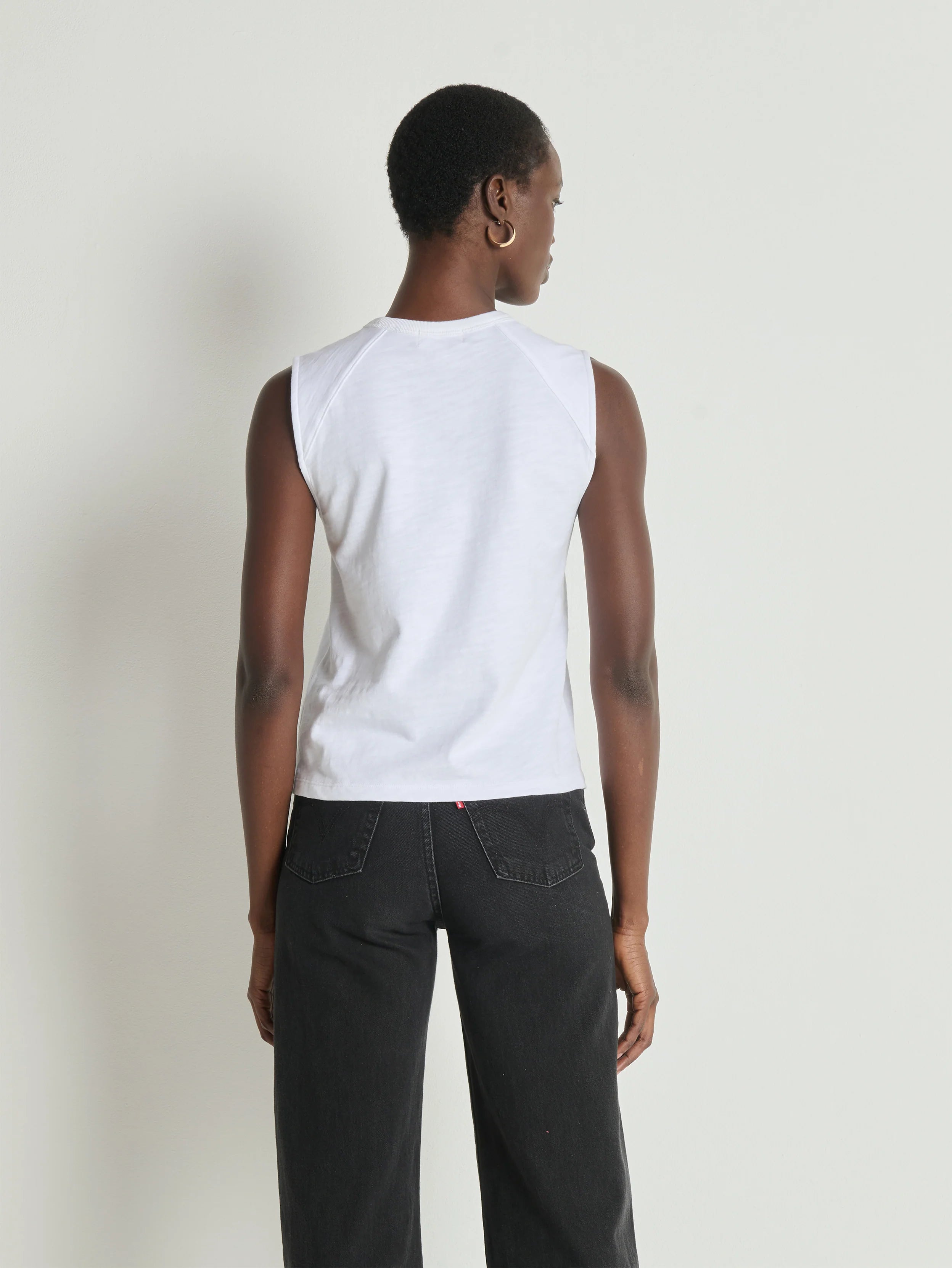 Na11302 White Snap Tank