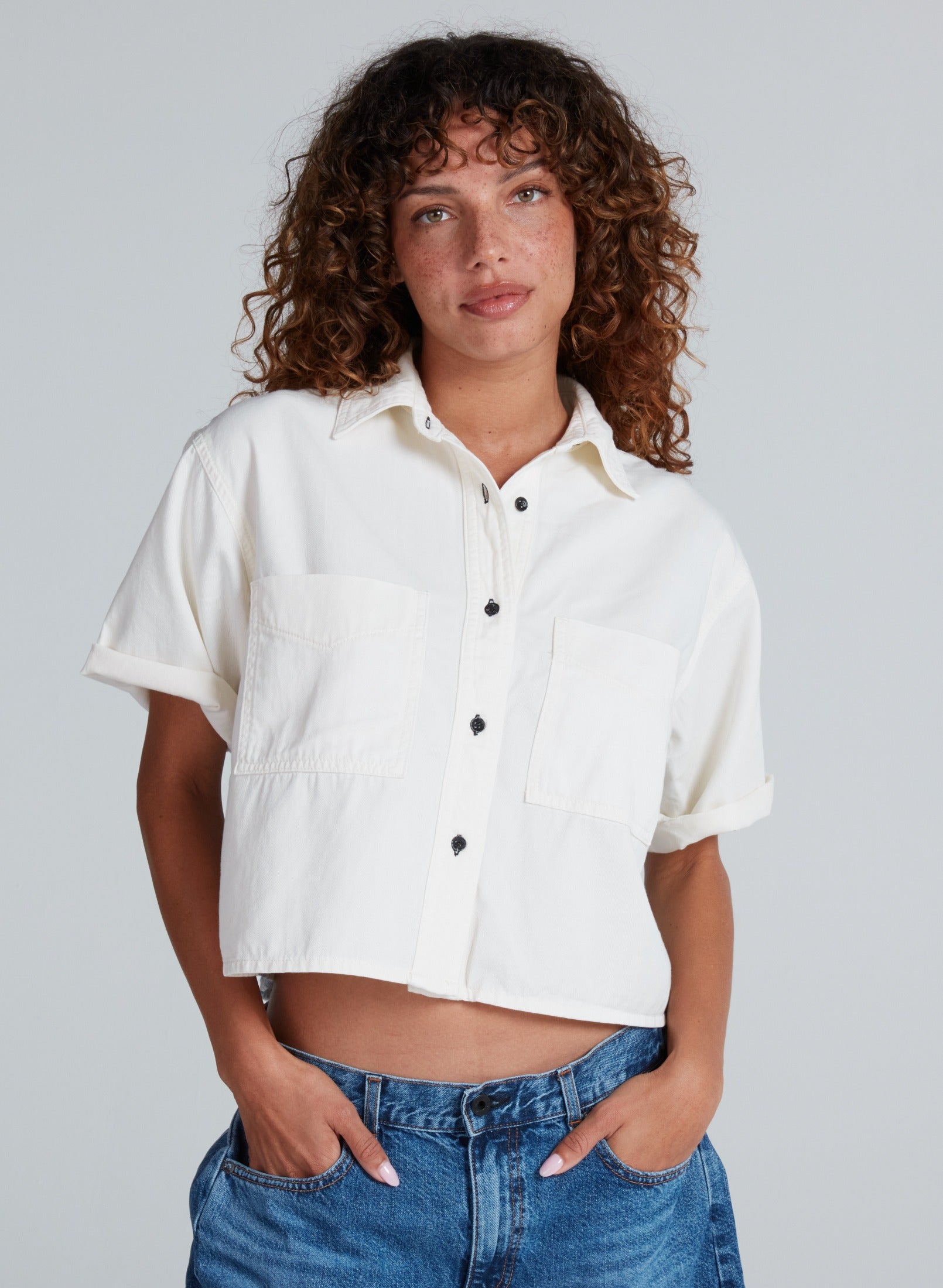 As002 White Button up