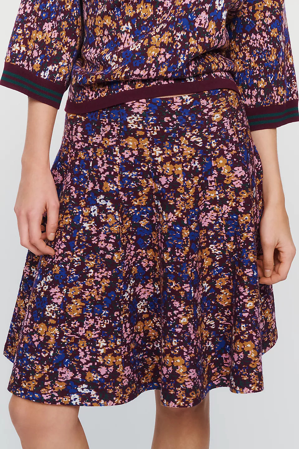 Eskonnie Knit Jacquard Skirt