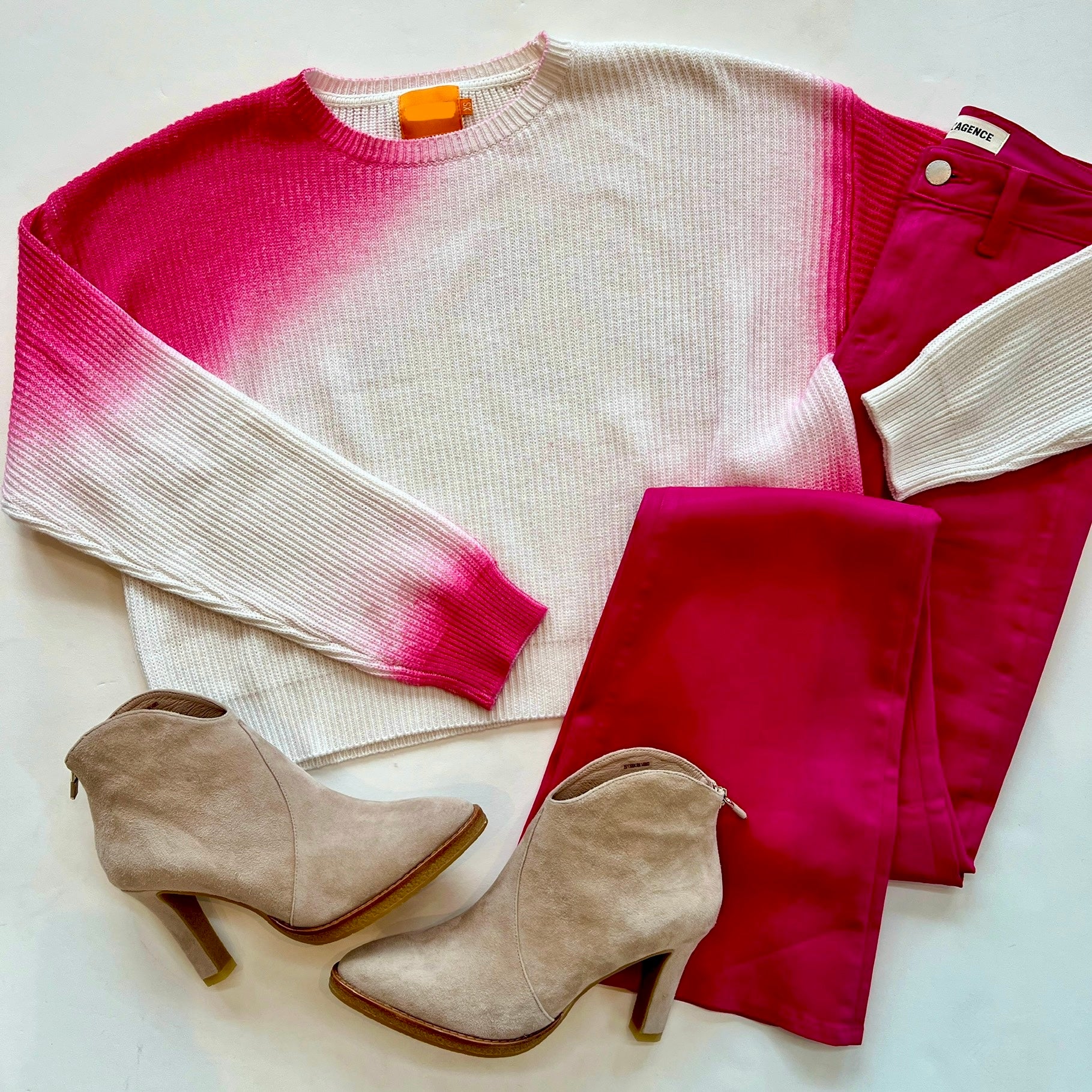 Br042 Brodie Pink Ombré Sweater