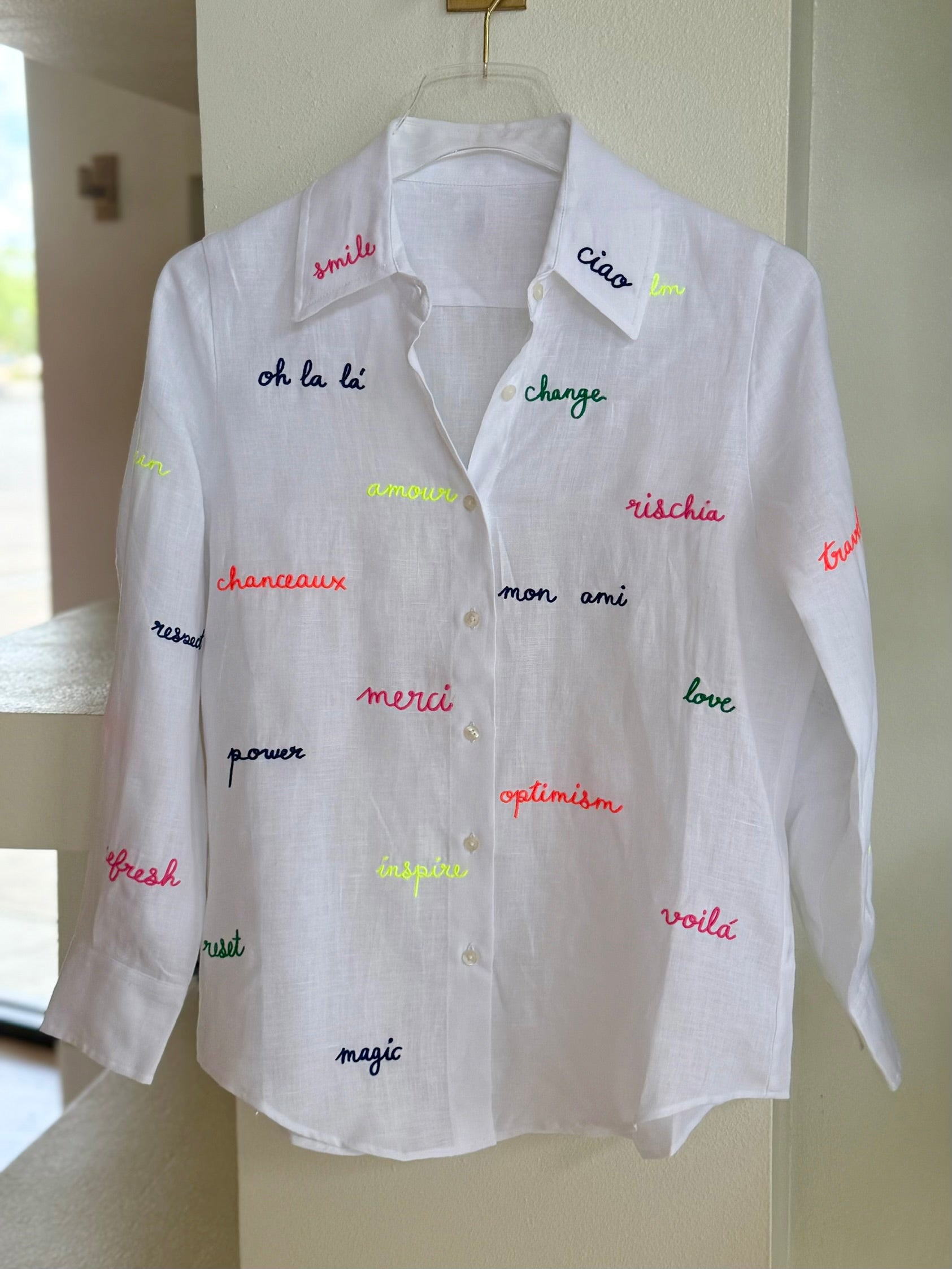 Vi6s251 Merci Button Down - White