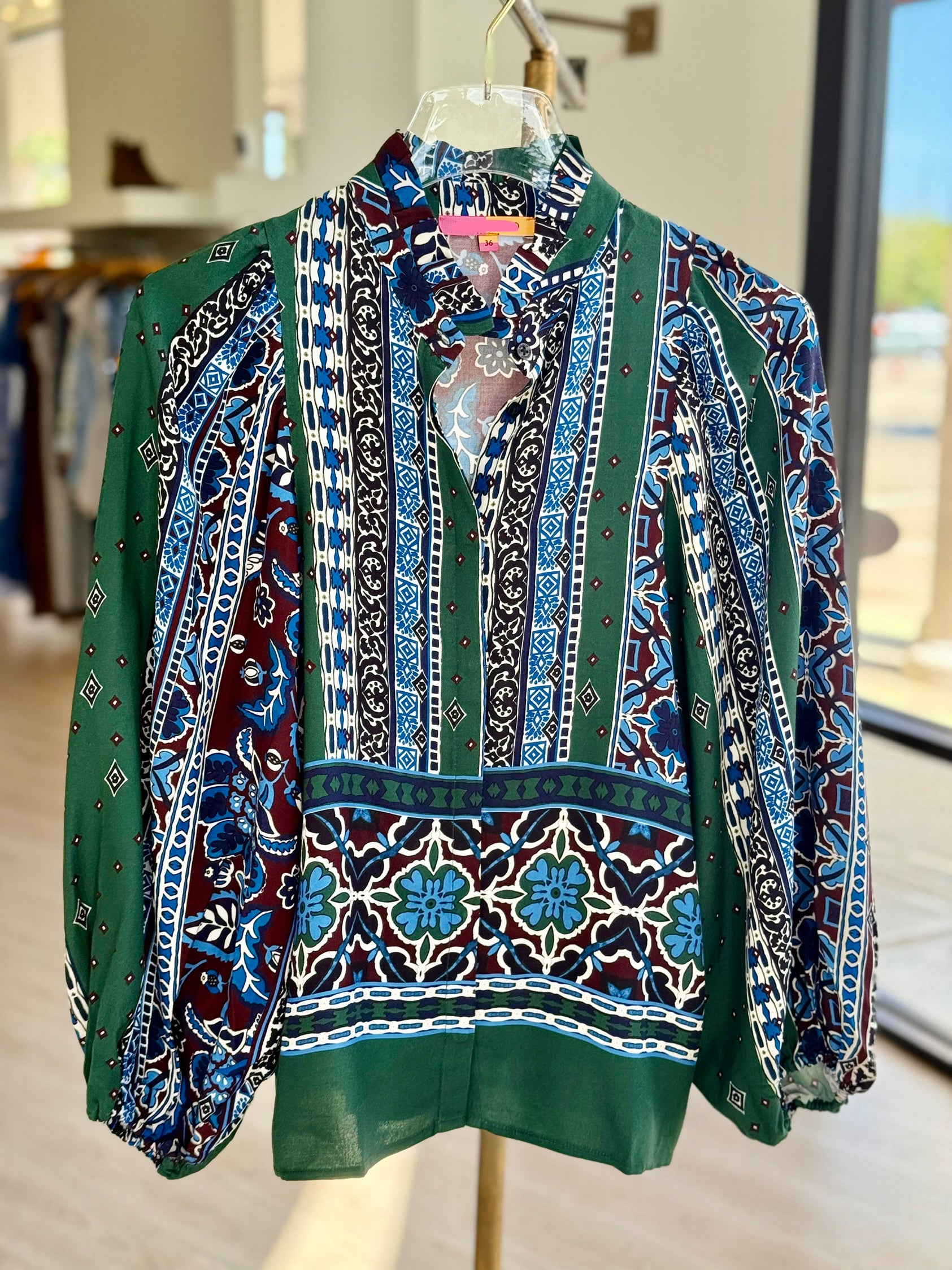 Vi34169 Paisley Green Top