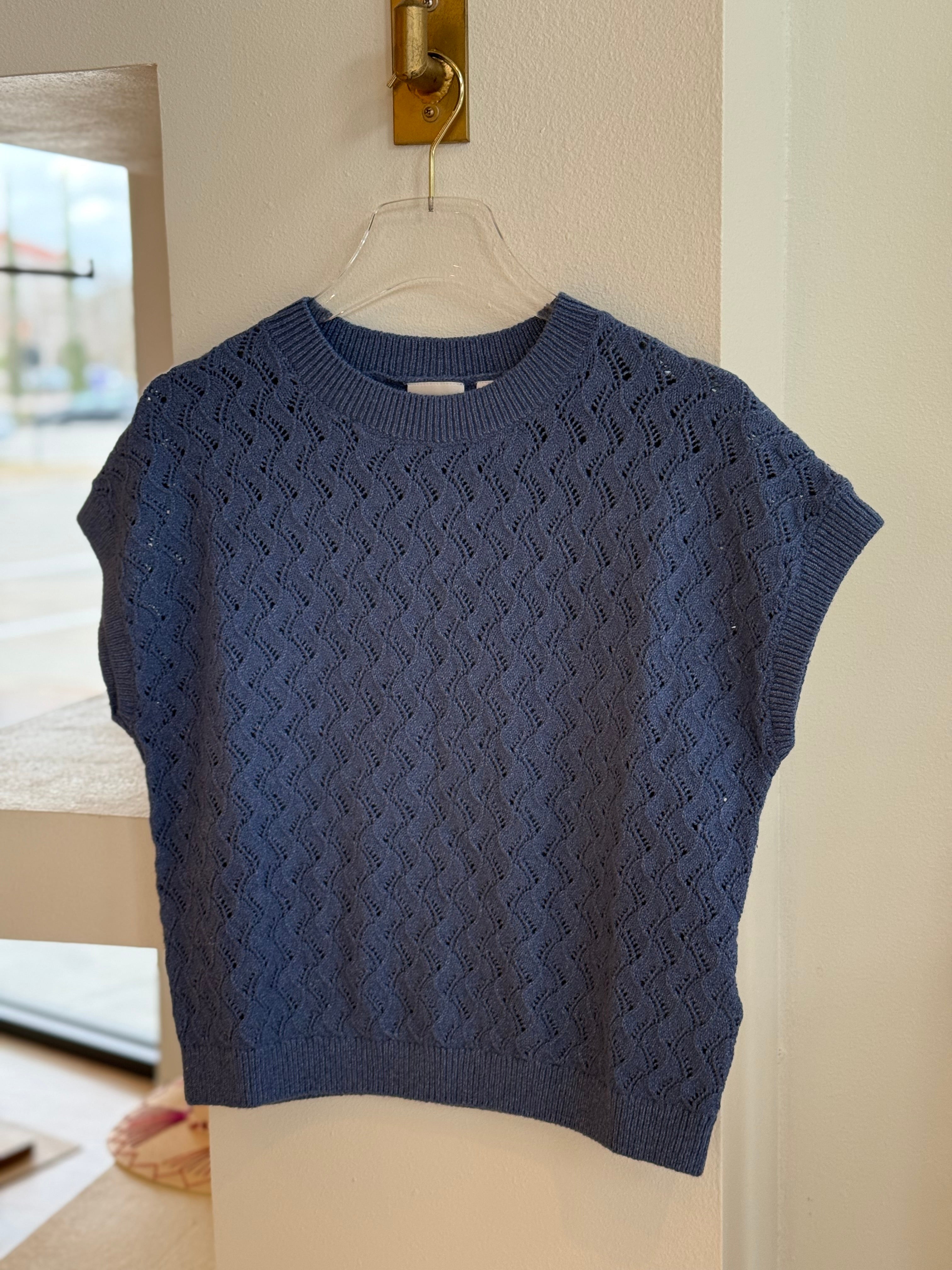 Va03190 Blue Knit Top