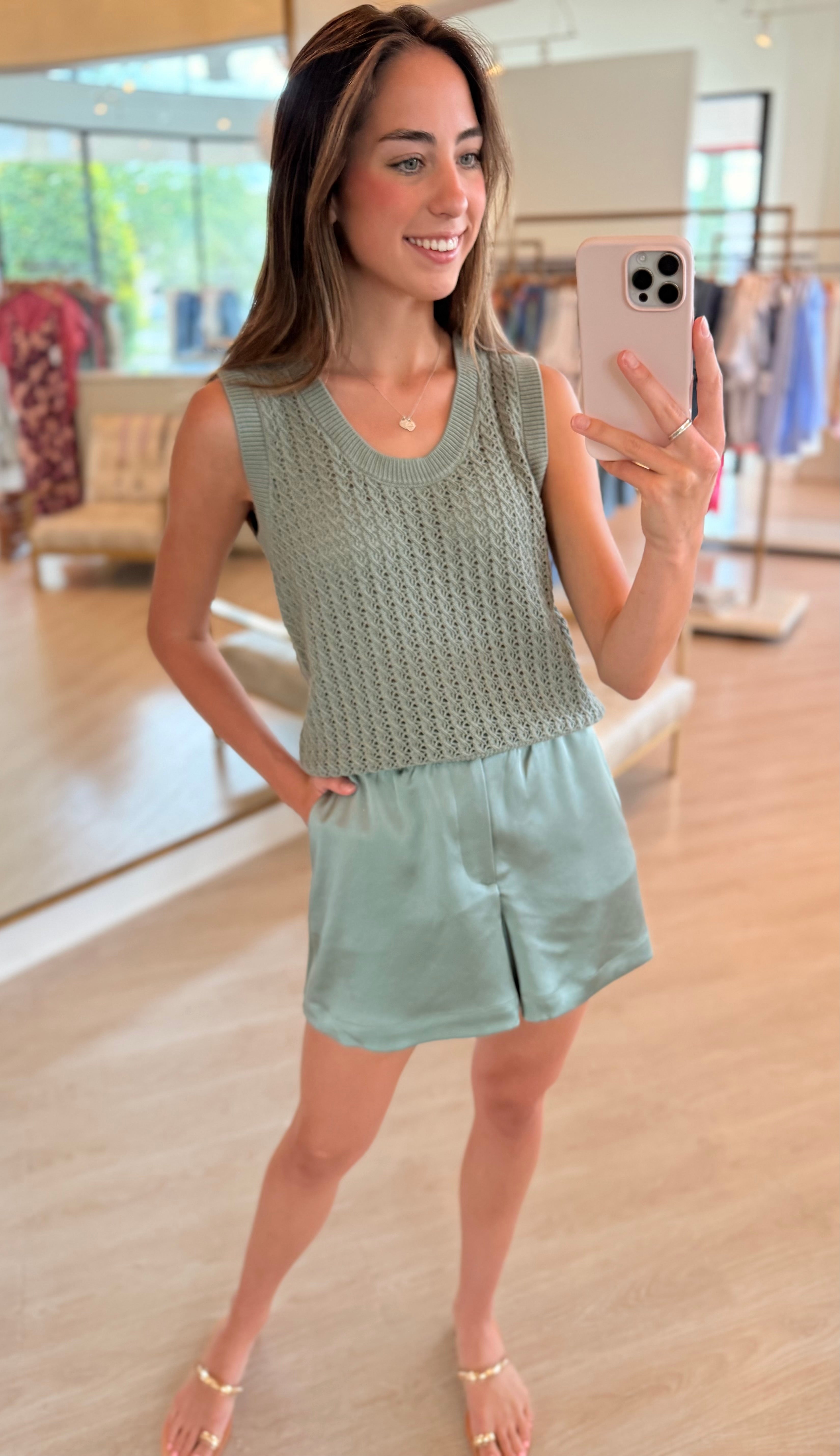 Va02739 Varley Army Green Snap Short