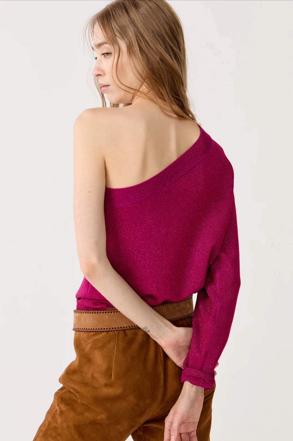 La1706 Lanhtropy One Shoulder Glitter Knit Top