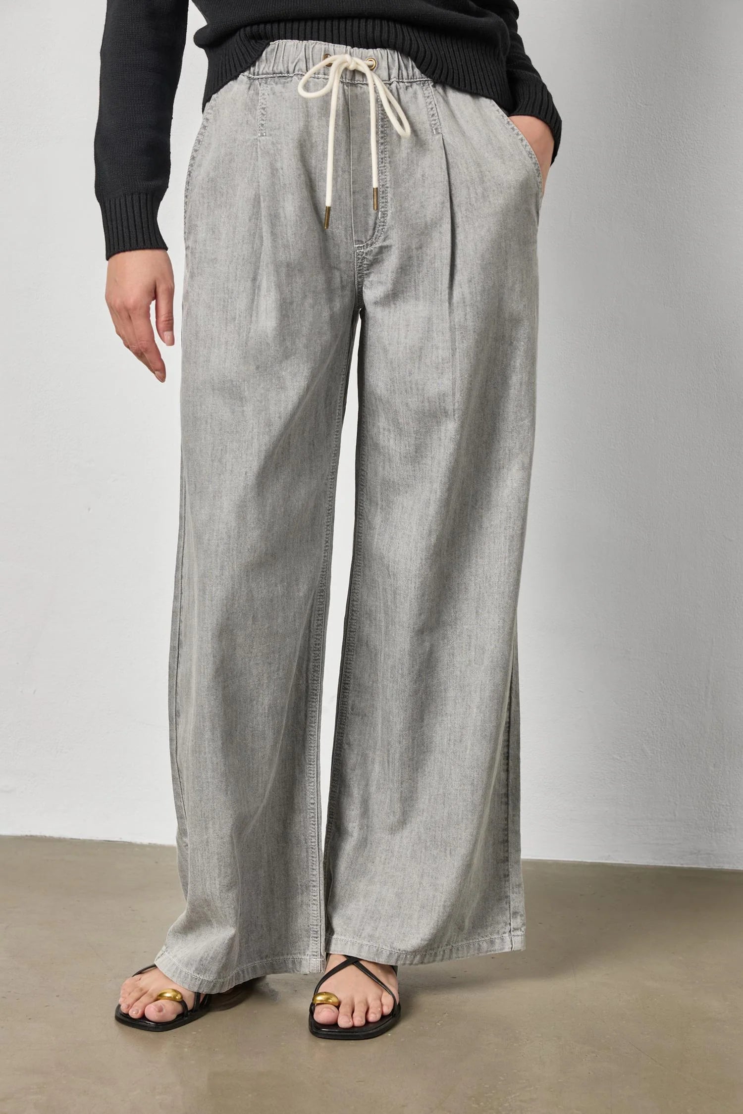 Lipa3261 Grey Denim Pant
