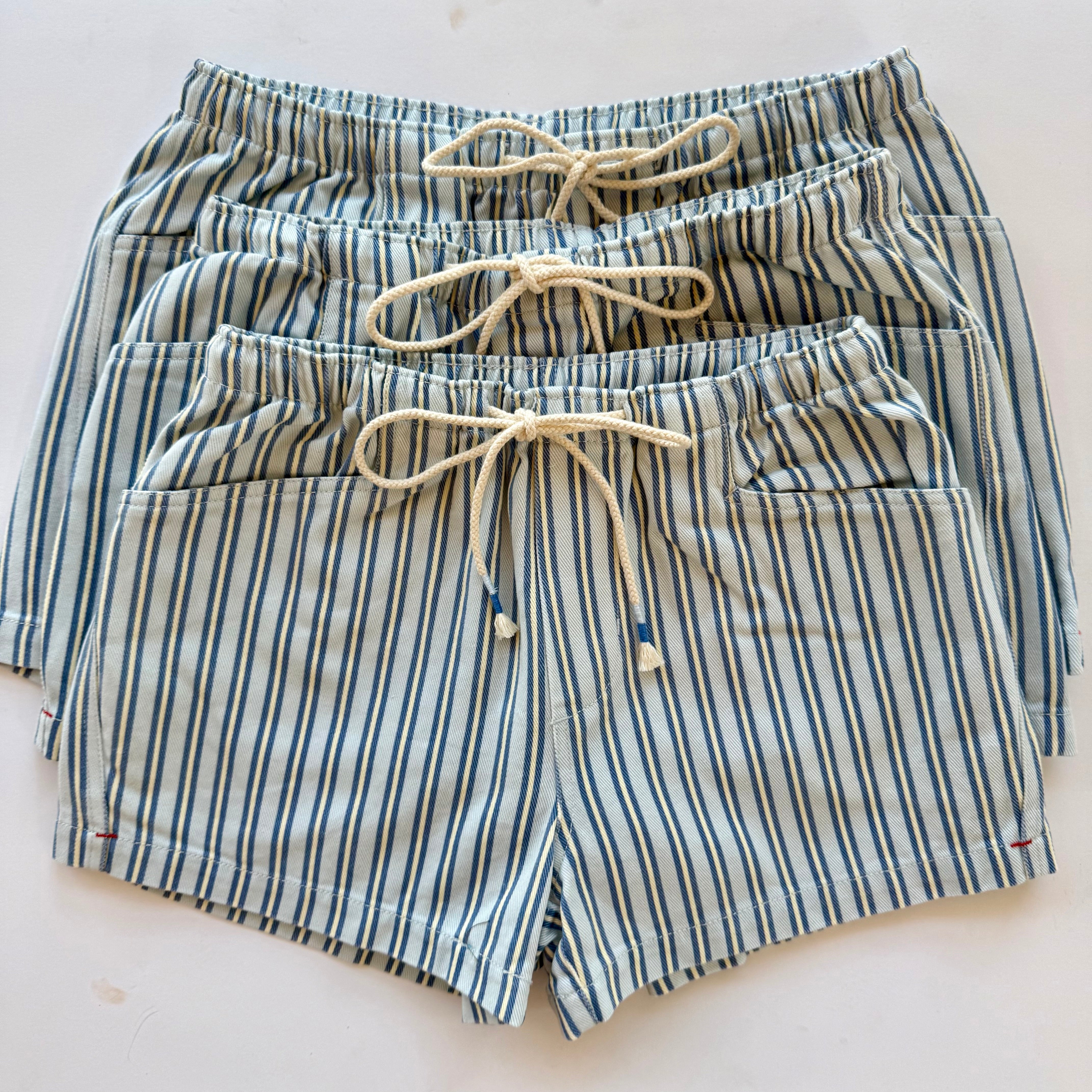 Xixd046 Blue Stripe Denim Shorts