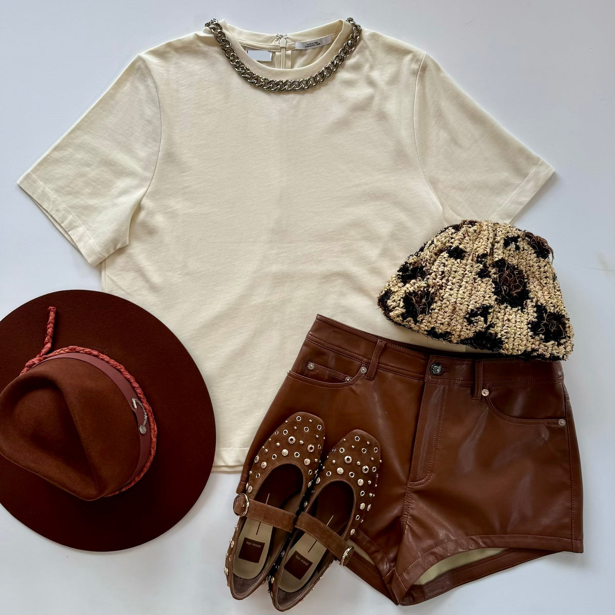Esklaim Chain Collar Tshirt