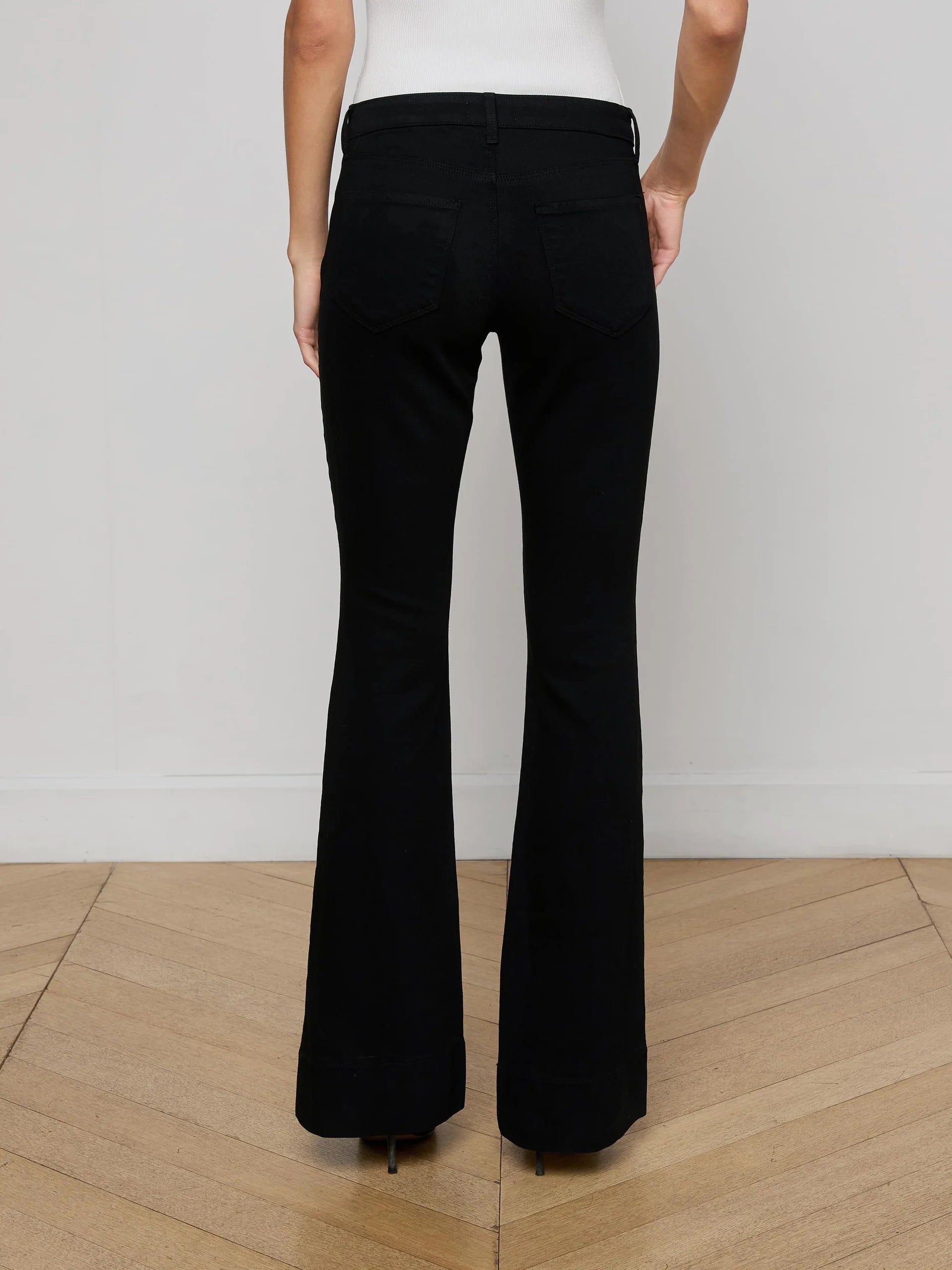 La2908 Lenora Low-Rise Flare Jean - Black