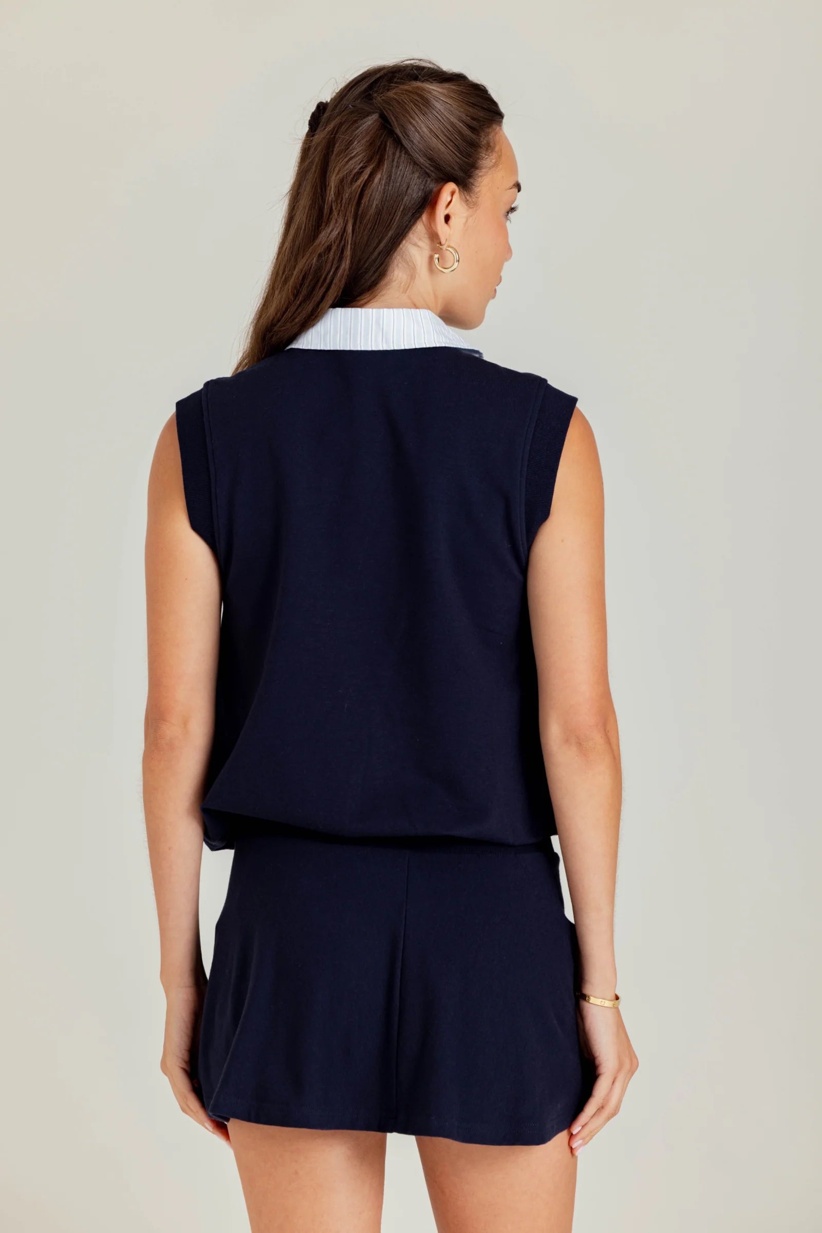 Su073 Navy Skort