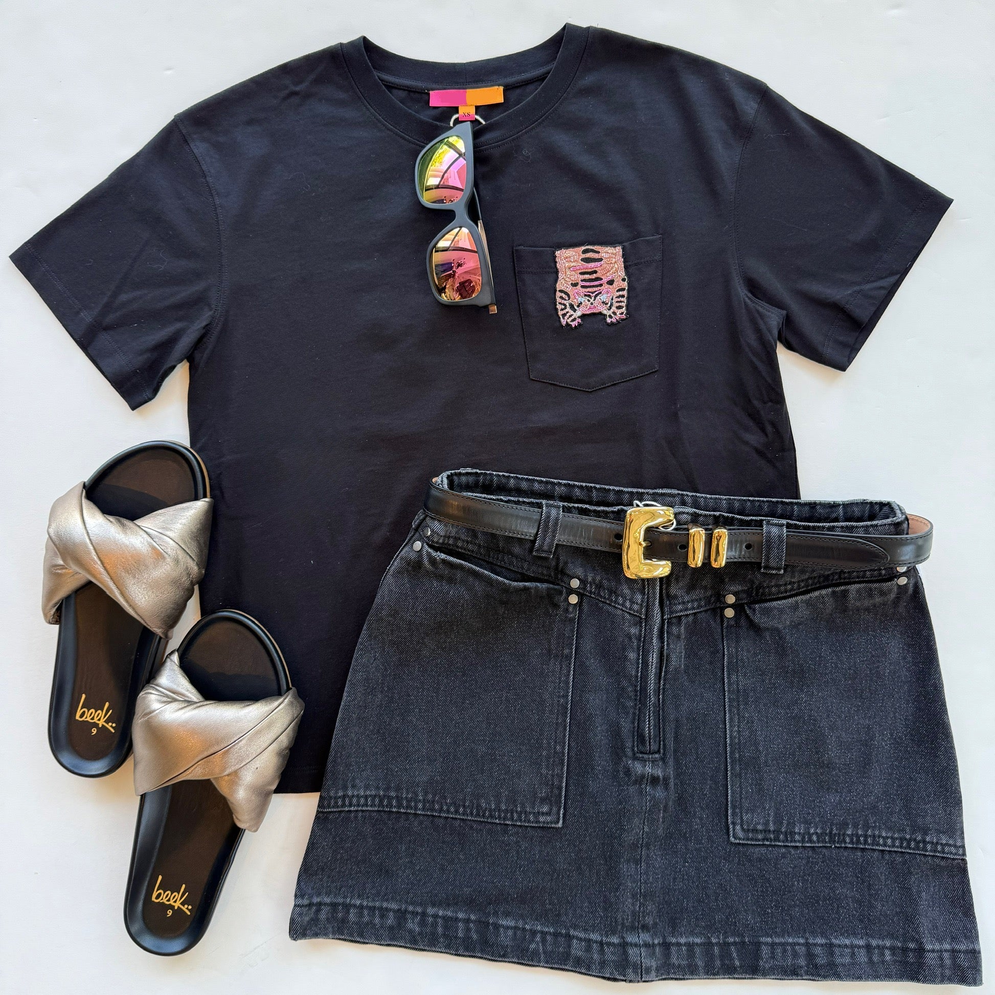 Vi04 Black Embellished Pocket Tee