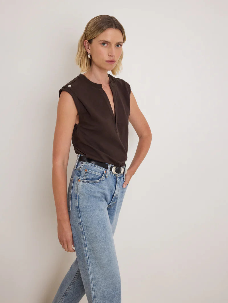 Na11524 Chocolate Tank
