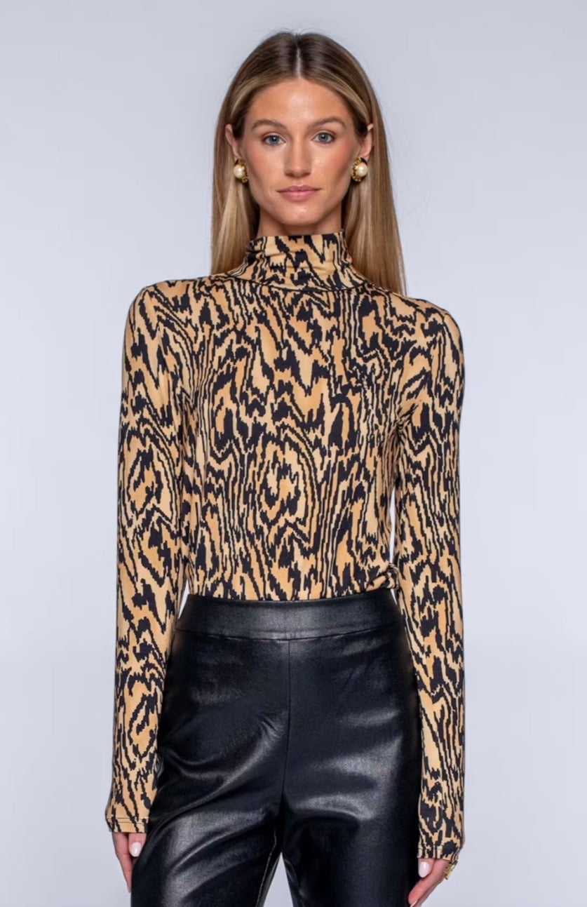 El292347 Printed Turtleneck Top