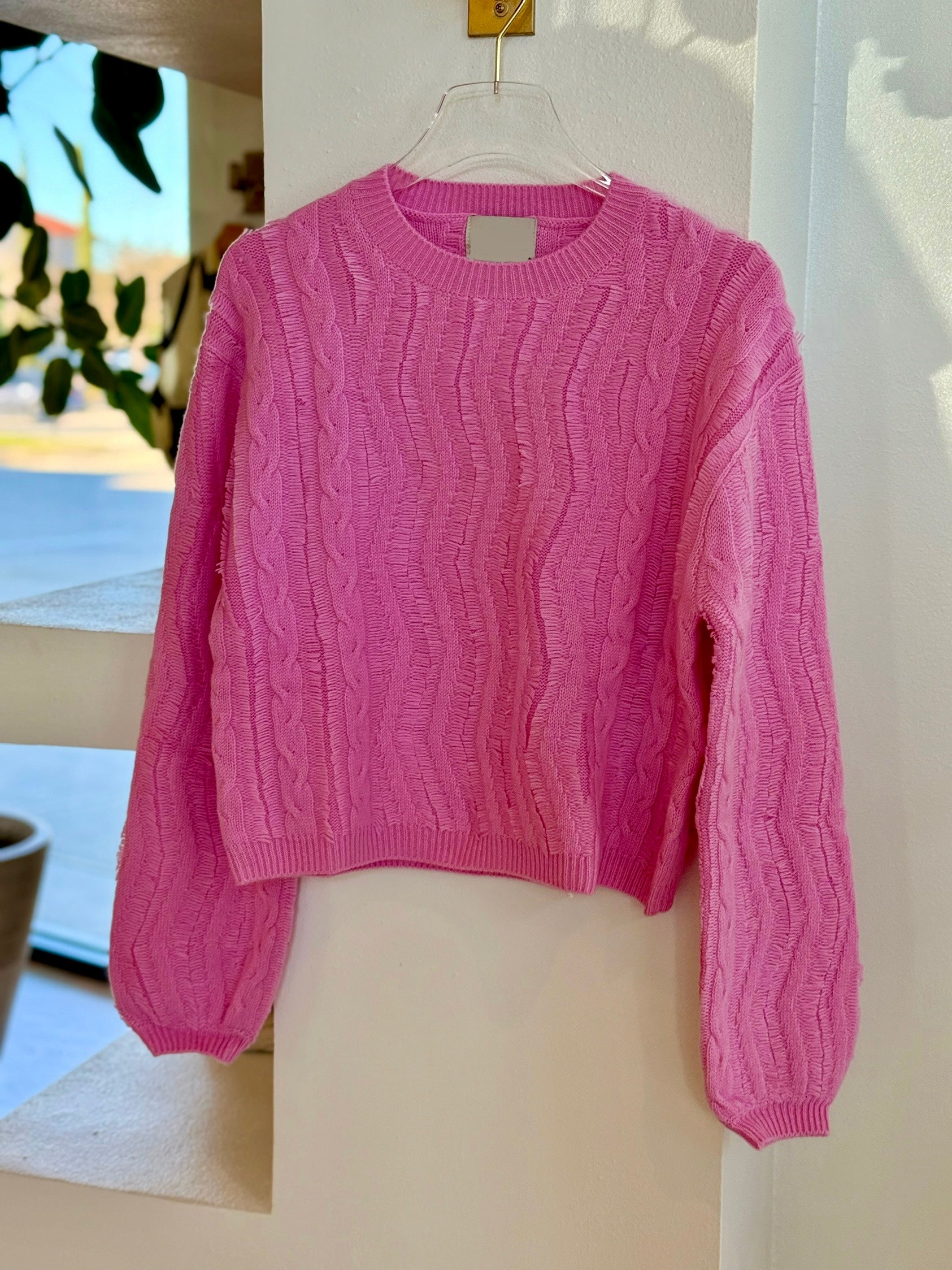 Ju3016 Raw Cut Cable Crew Sweater - Pink