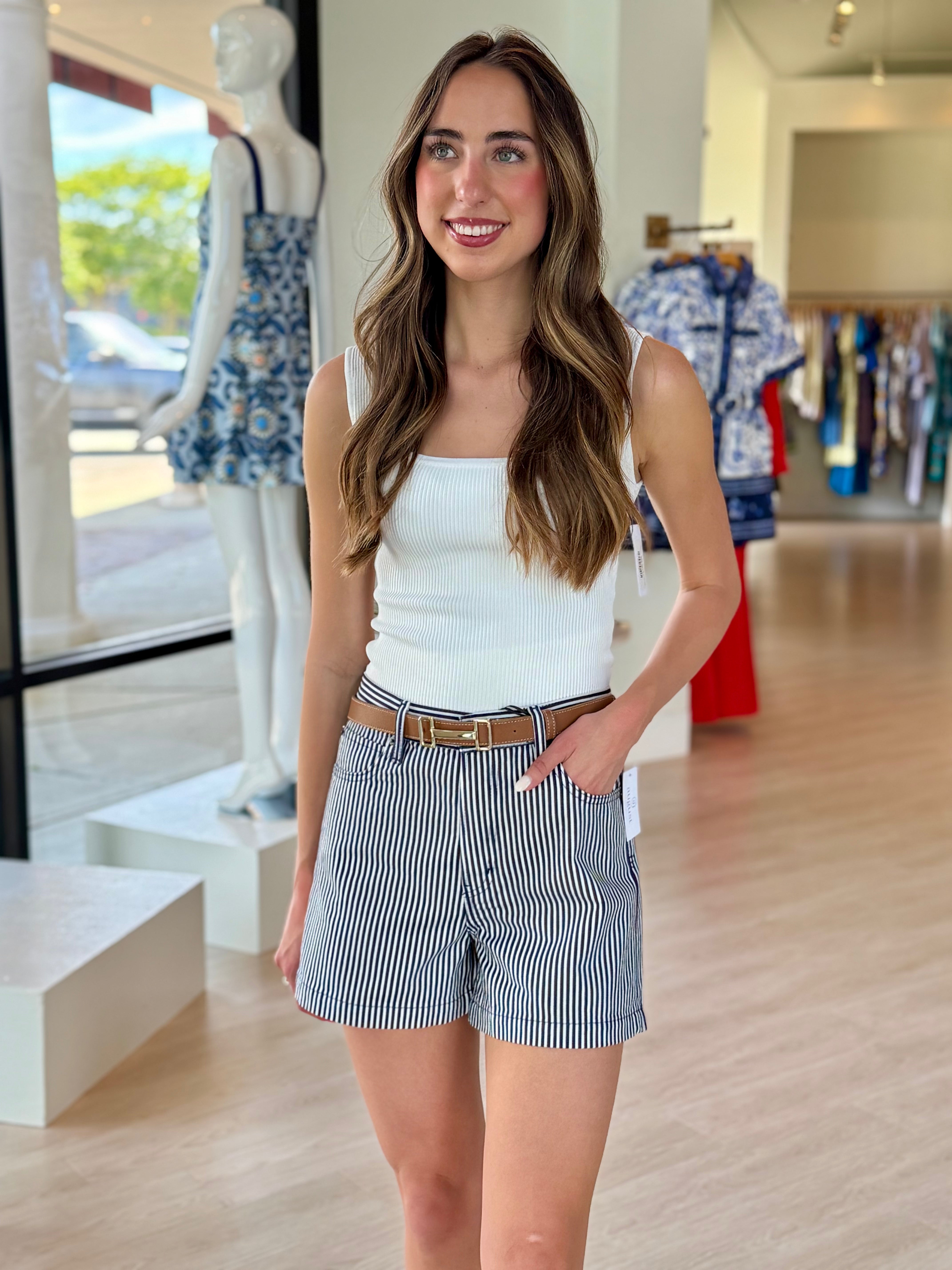 Fr6728 Everyday Short - Navy Stripe