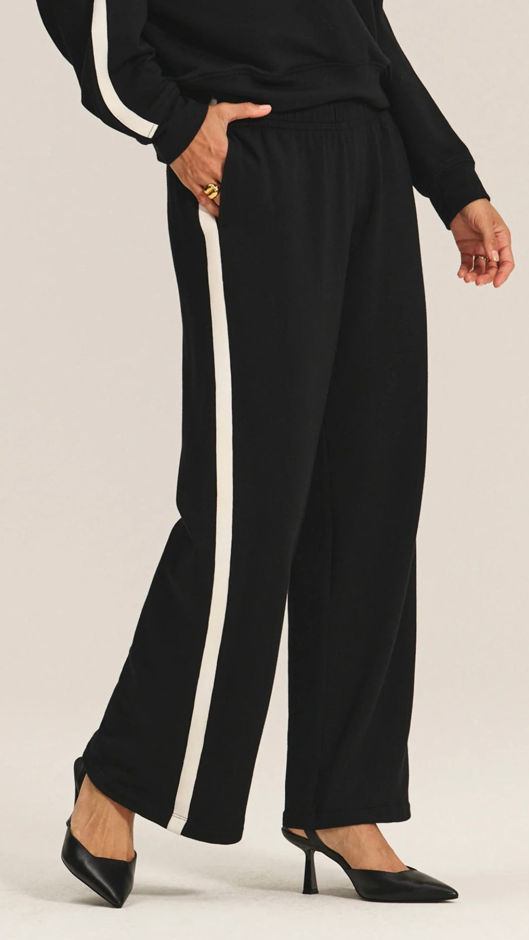 Vegigi Black Wide Leg Sweatpant