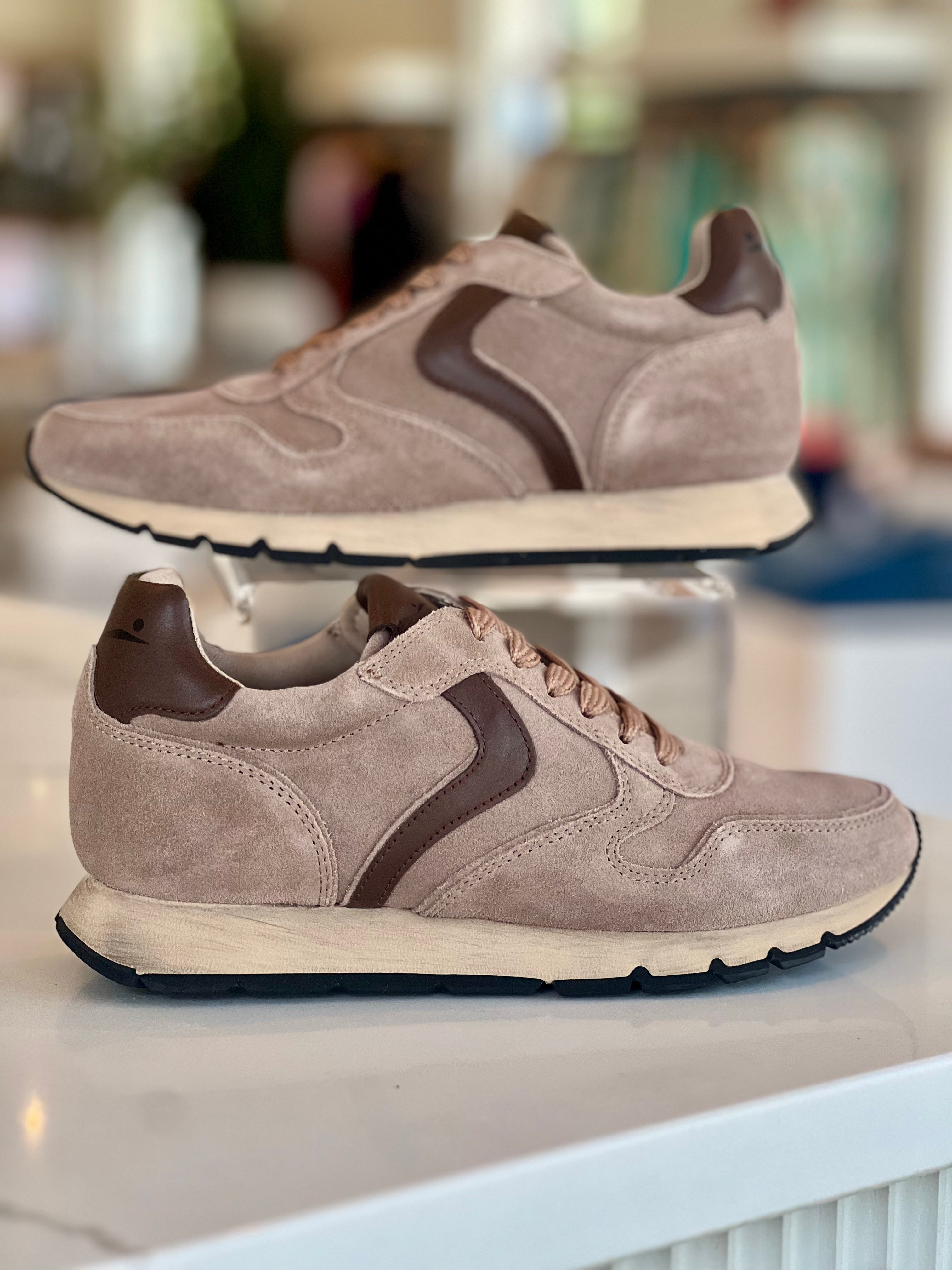 Julia Suede Sneaker - Dark Brown