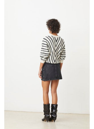 Su5204 Carbon Denim Mini Skirt