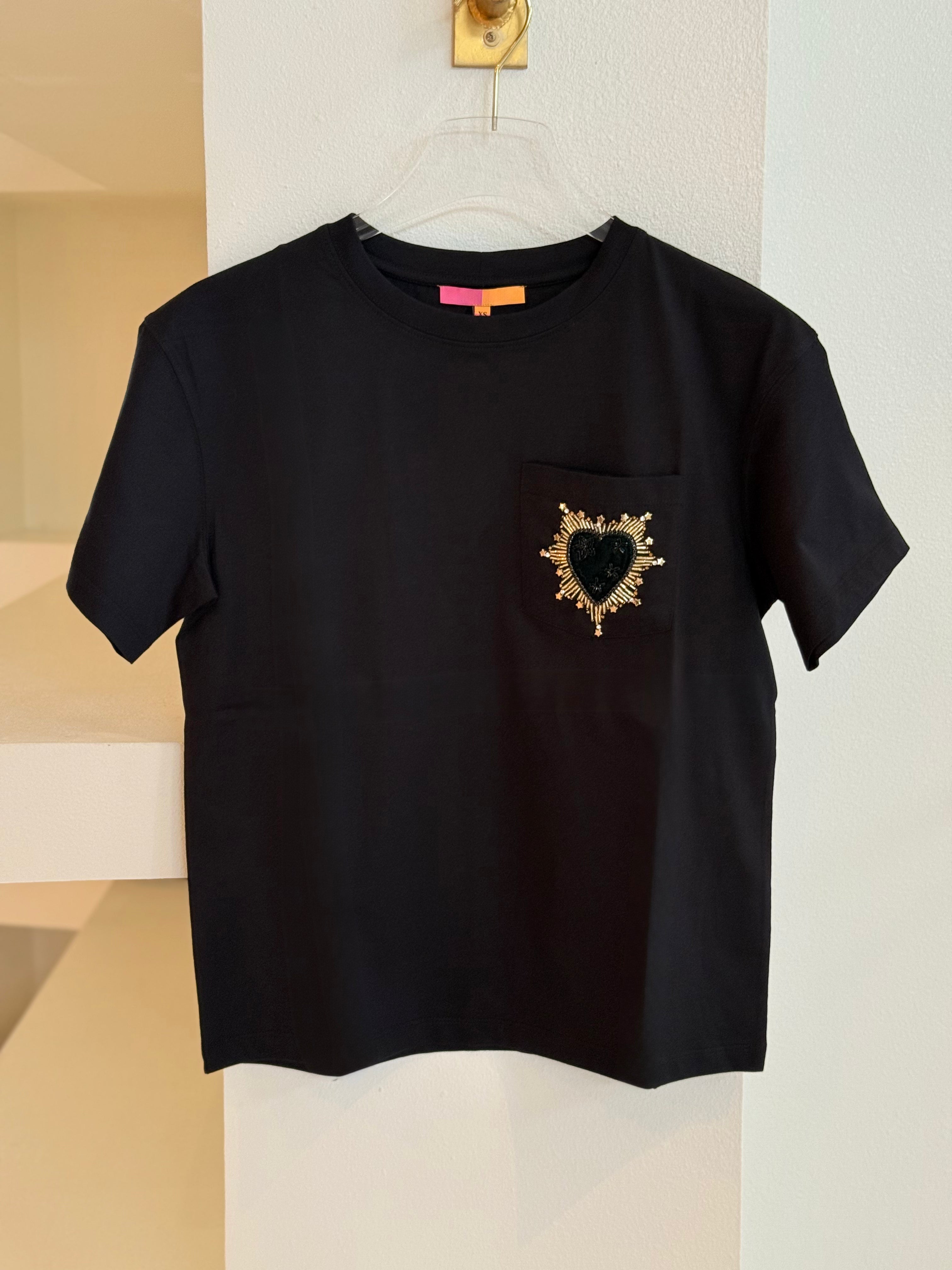 Vi32947 Heart Pocket Tee