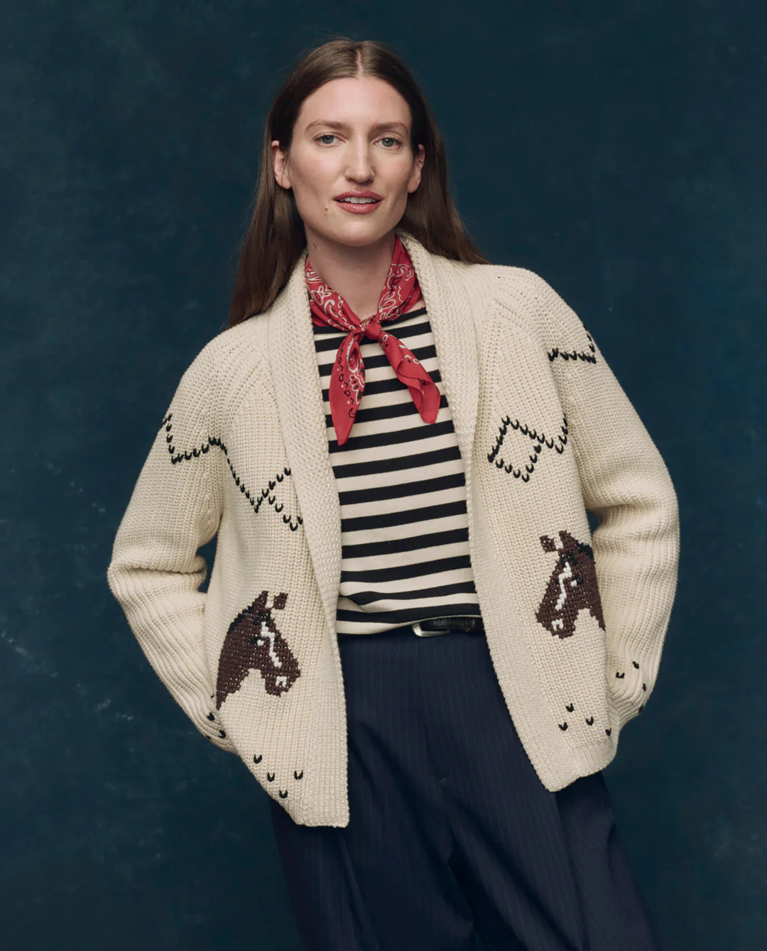 Gr3682 Horse Lodge Cardigan