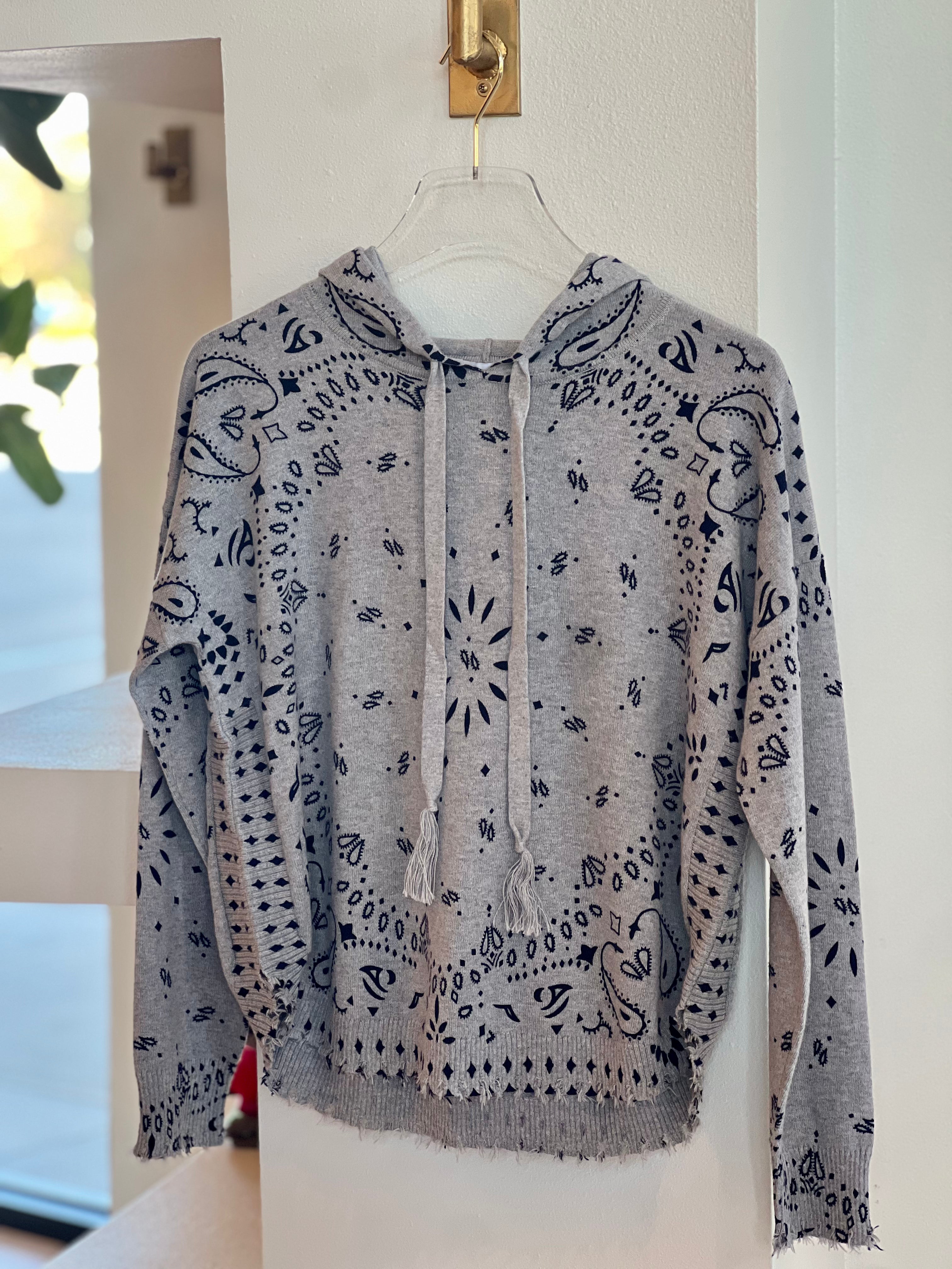 Js22039 Bandana Hoodie