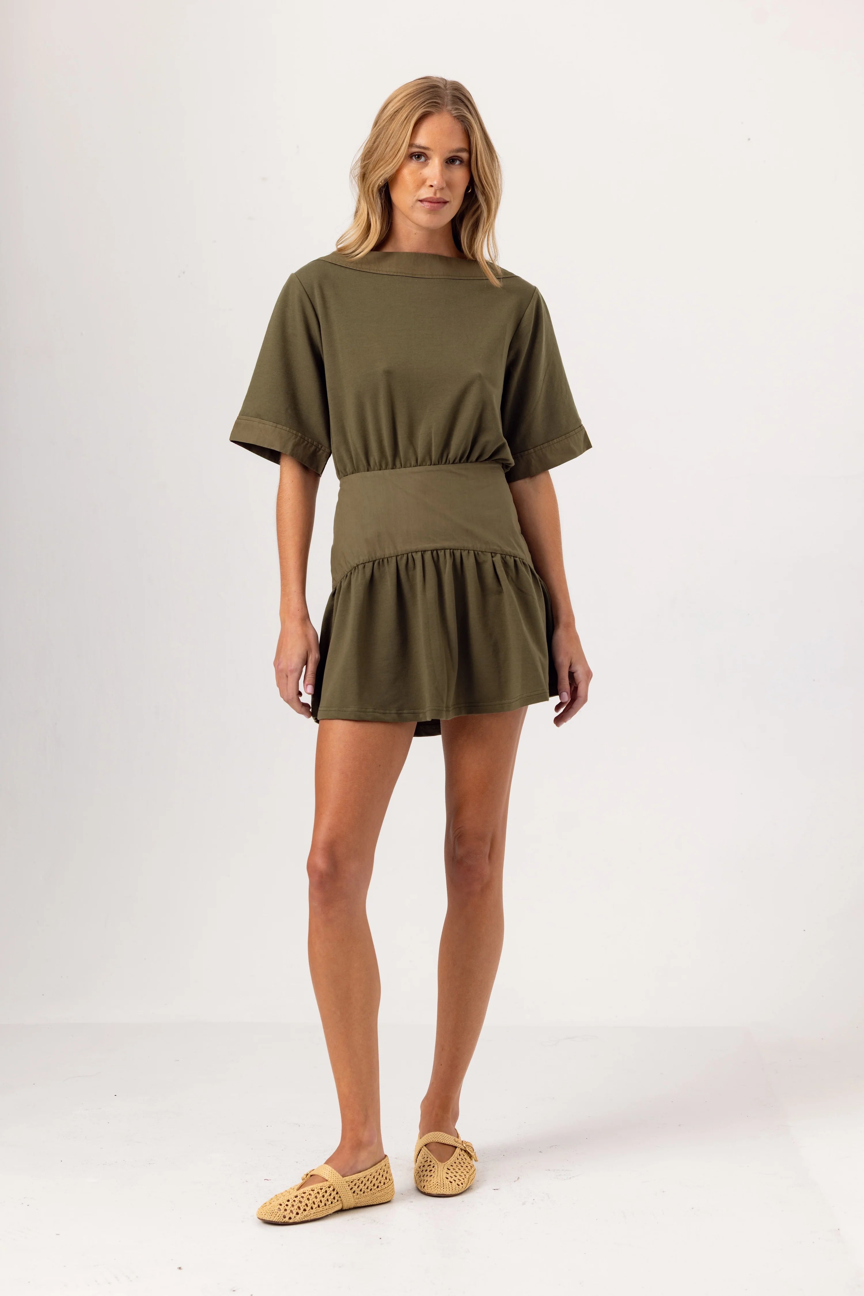 Su031 Olive Cotton Mini Dress
