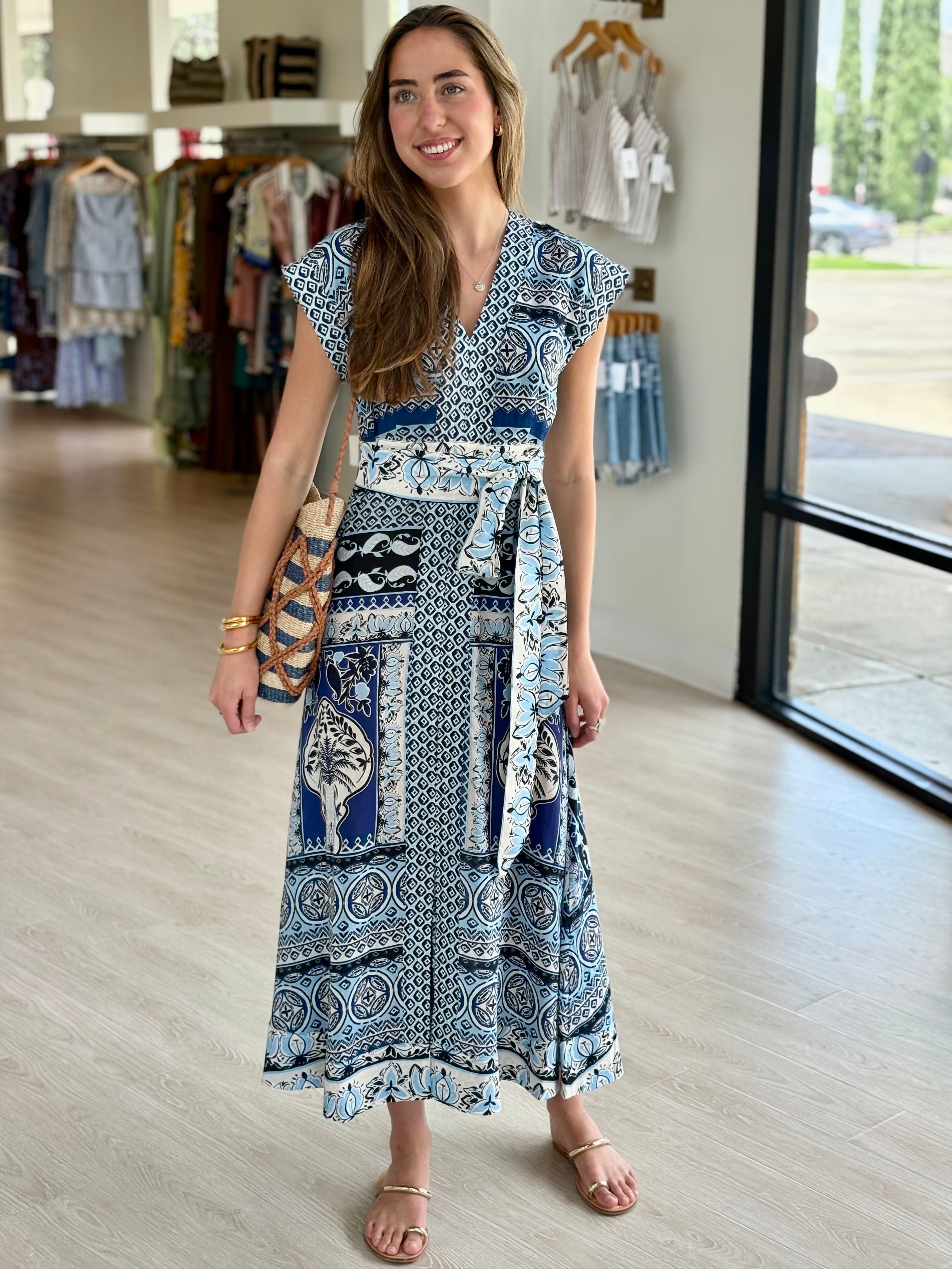 Ma2a18 Vista Vneck Midi Dress