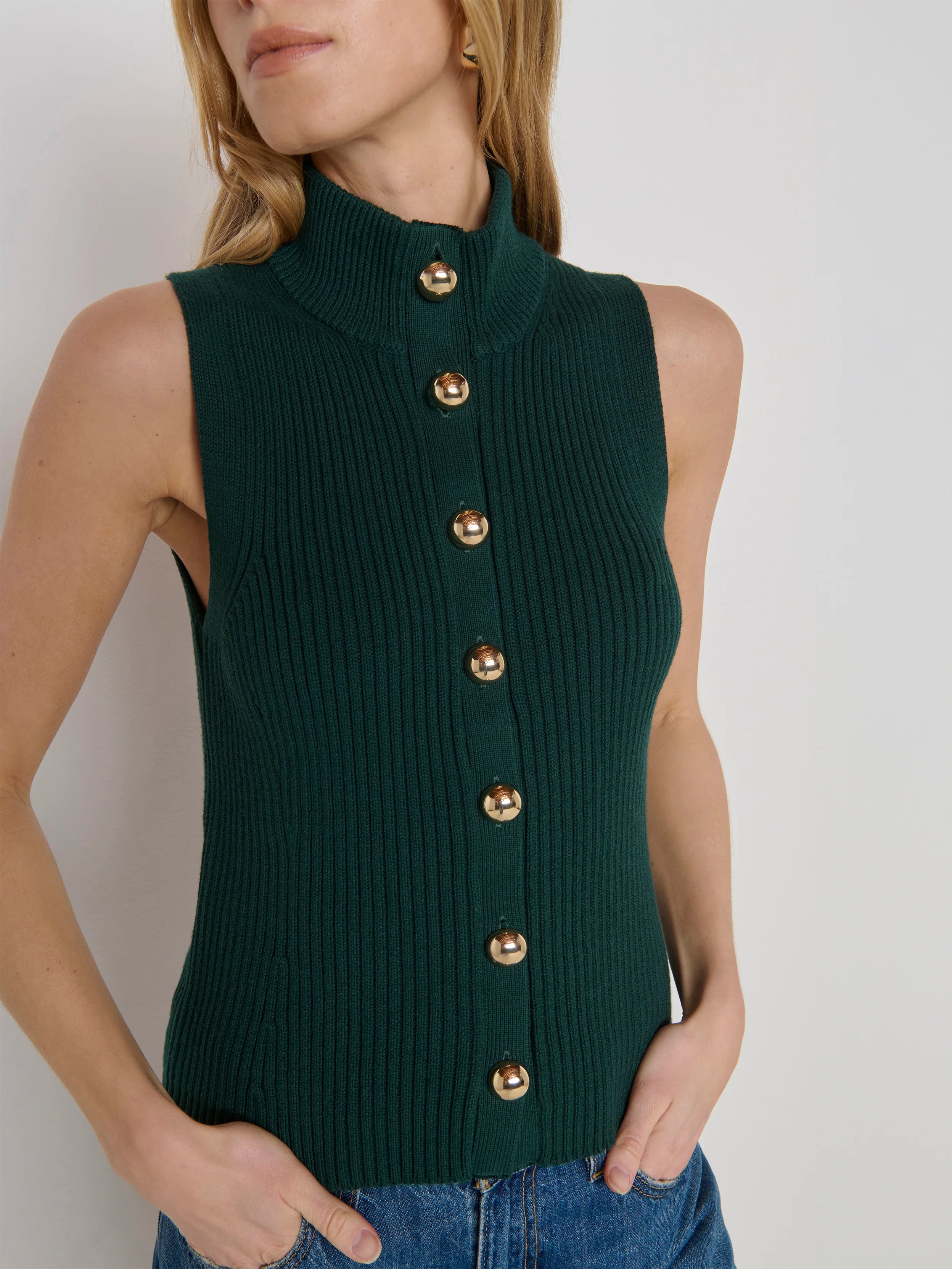 NA91100 Green Sleeveless Button Sweater