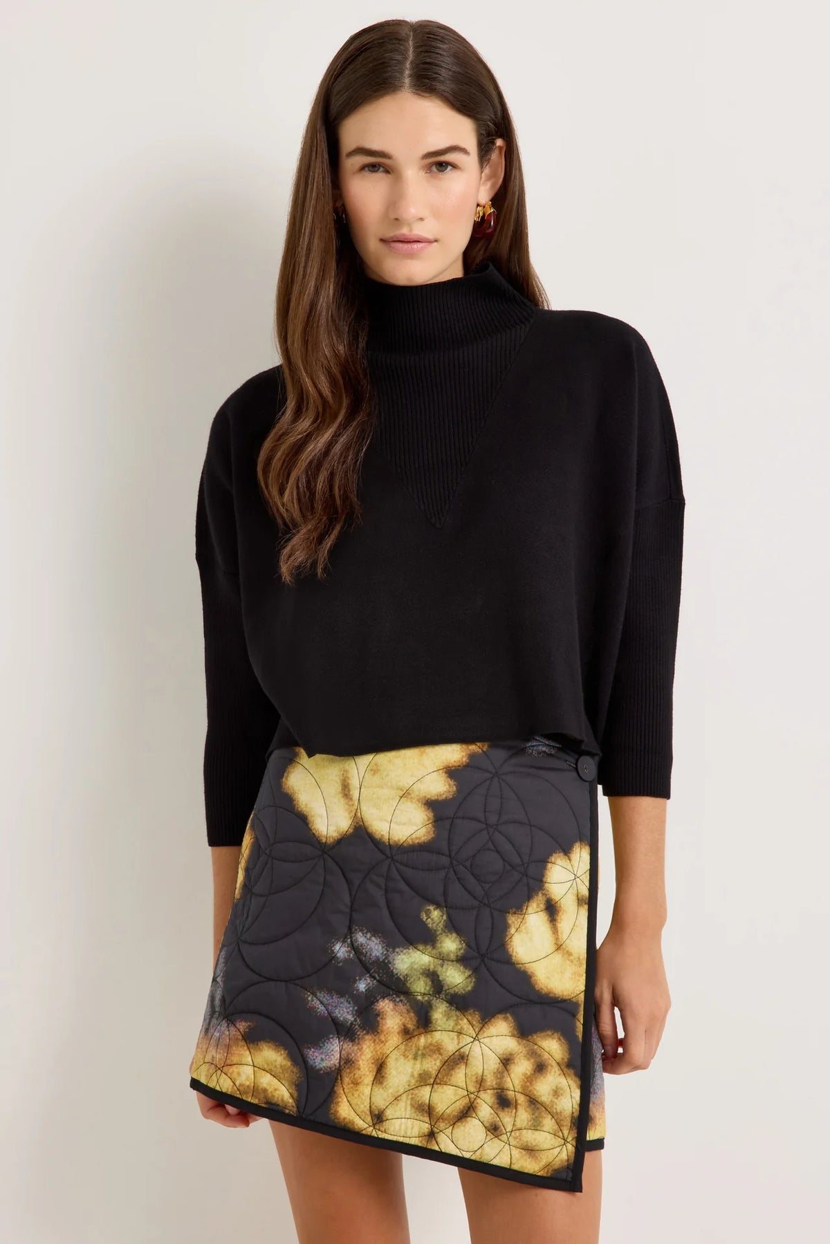 Ma549 Black Boxy Popover Top