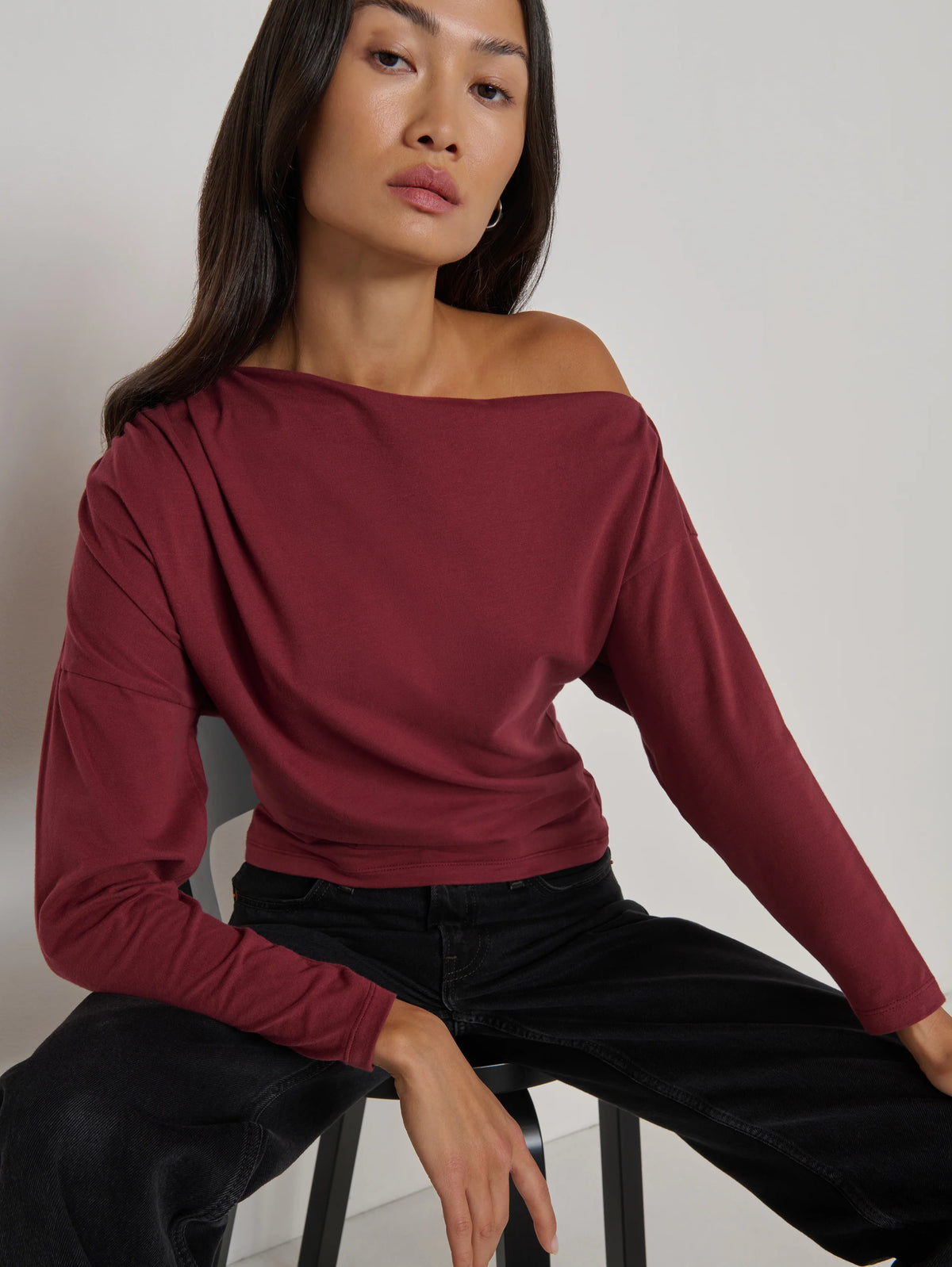 Na11024 Off Shoulder Top - Burgundy