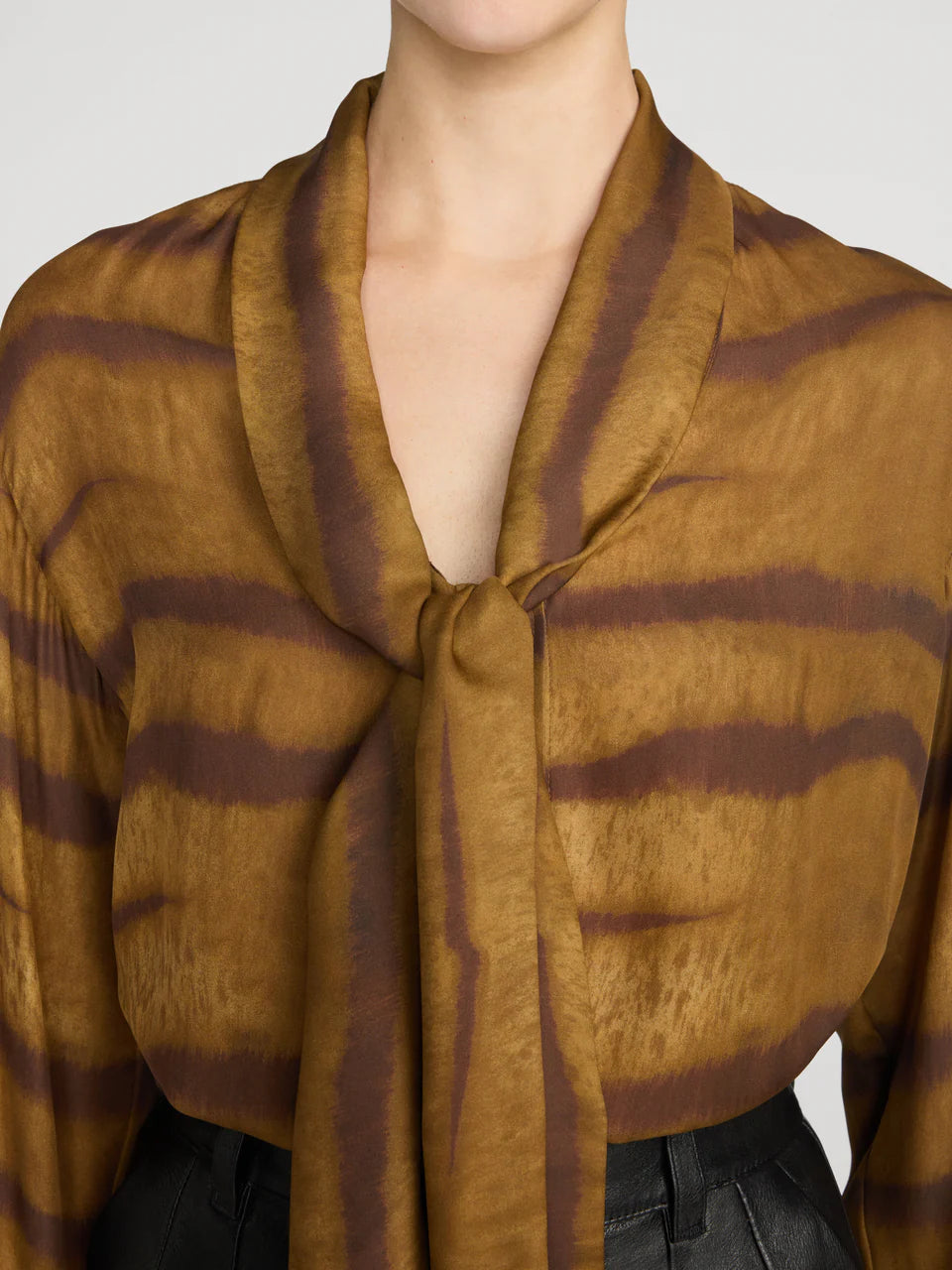 Frwsh023 Tiger Silk Tie Blouse