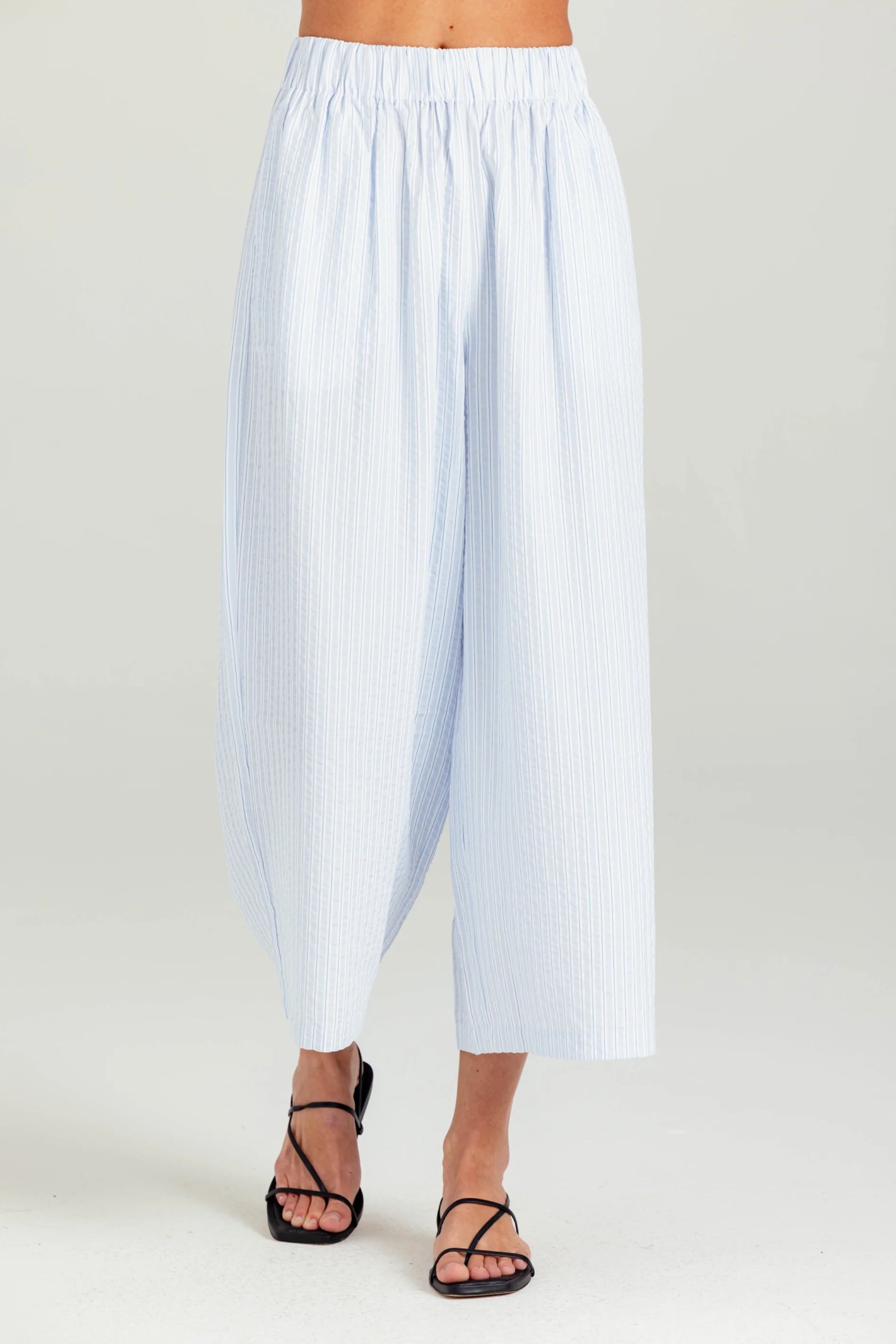 Su004 Azure Stripe Pants