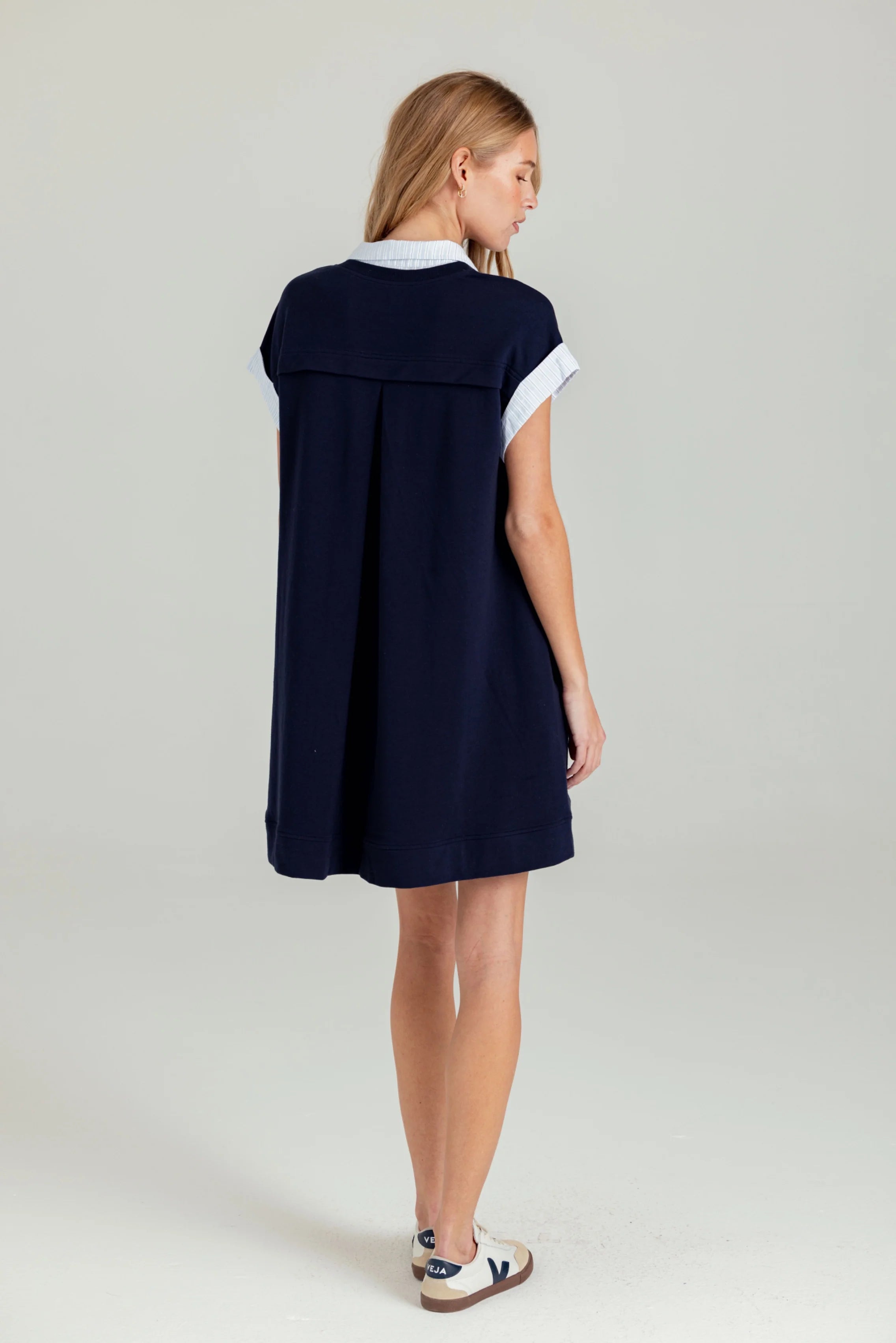 Su074 Navy Layered Dress