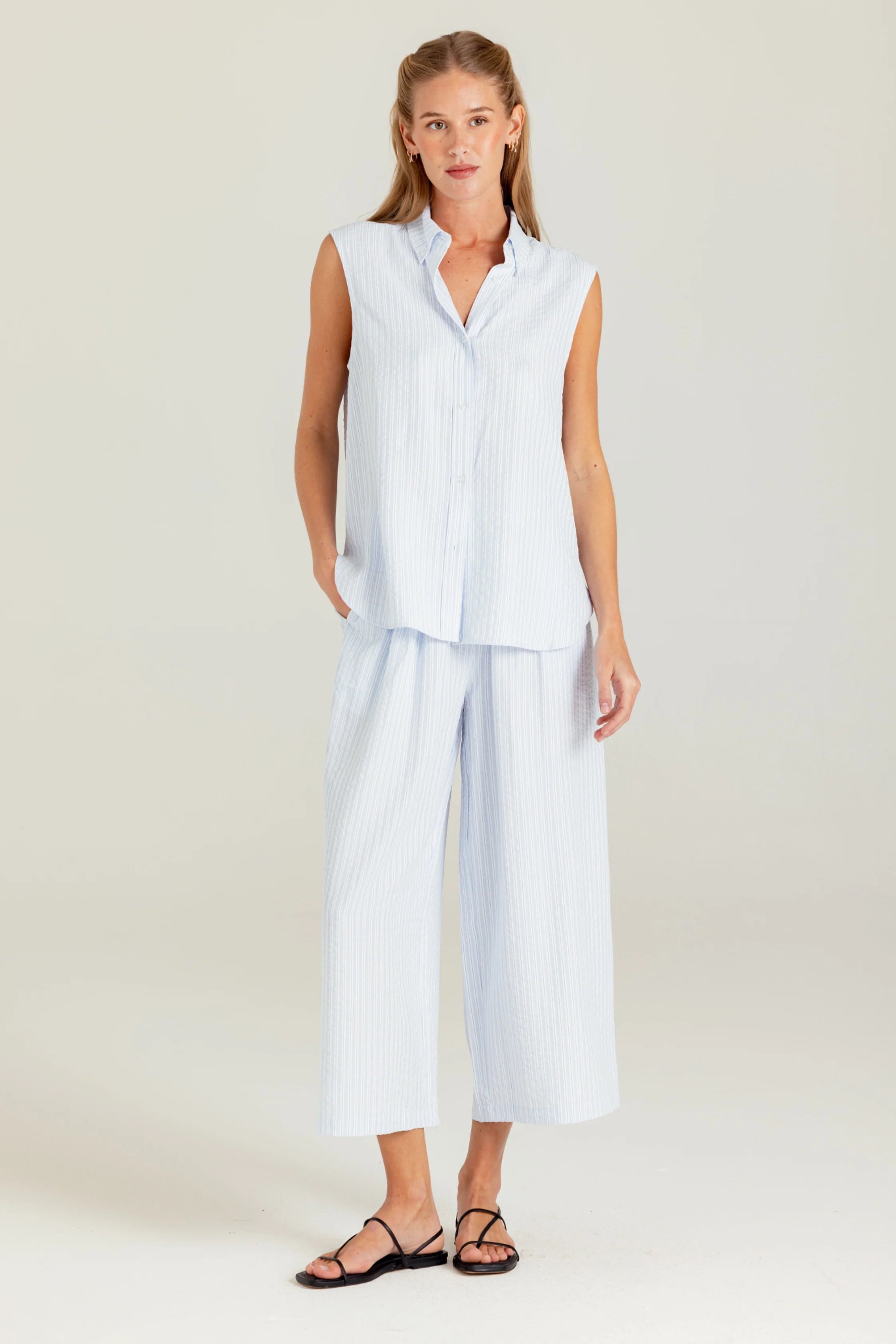 Su003 Azure Stripe Top