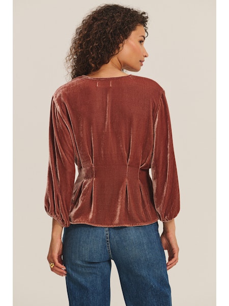 Velida Rosegold Velvet Top